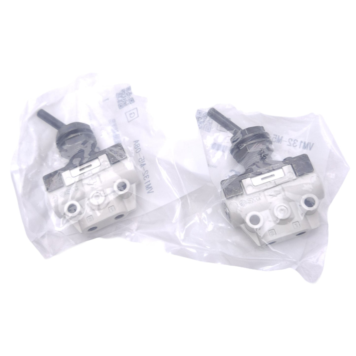 New Lot of 2 SMC VM132-M5-08A Mechanical Valve w/ Lever, 3-Port, M5x0.8, 1.0MPa Max