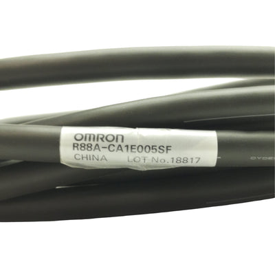 New Omron R88A-CA1E005SF Power Cable, For 1S Series Servomotors, 200/400VAC, 5m