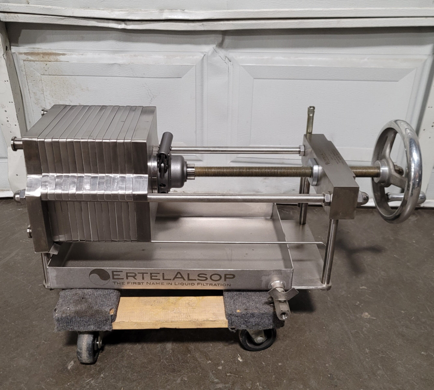 Used ErtelAlsop 8S-12 Accuscale Benchtop Plate And Frame Filter 8" Sq, 3/4" Tri-Clamp