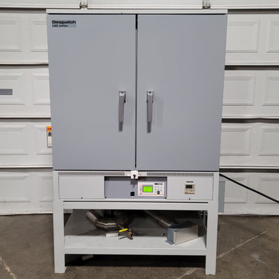 Used Despatch LAC2-18-4 High Performance Oven With Stand 40°C To 260°C 240VAC 1Ph 23A