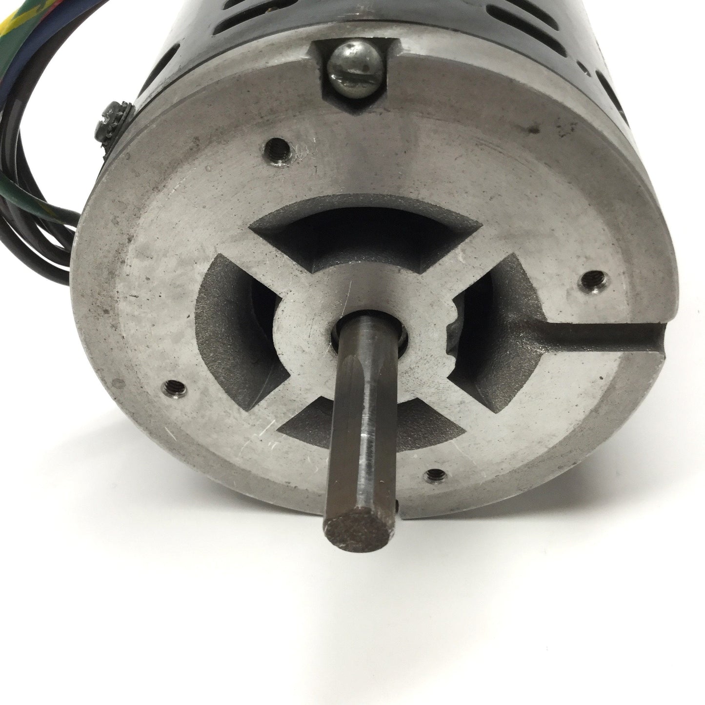 Robbins & Myers FM-PSC Gear Motor 115VAC, 85/101RPM, 62in-lb, 16.69:1 Ratio