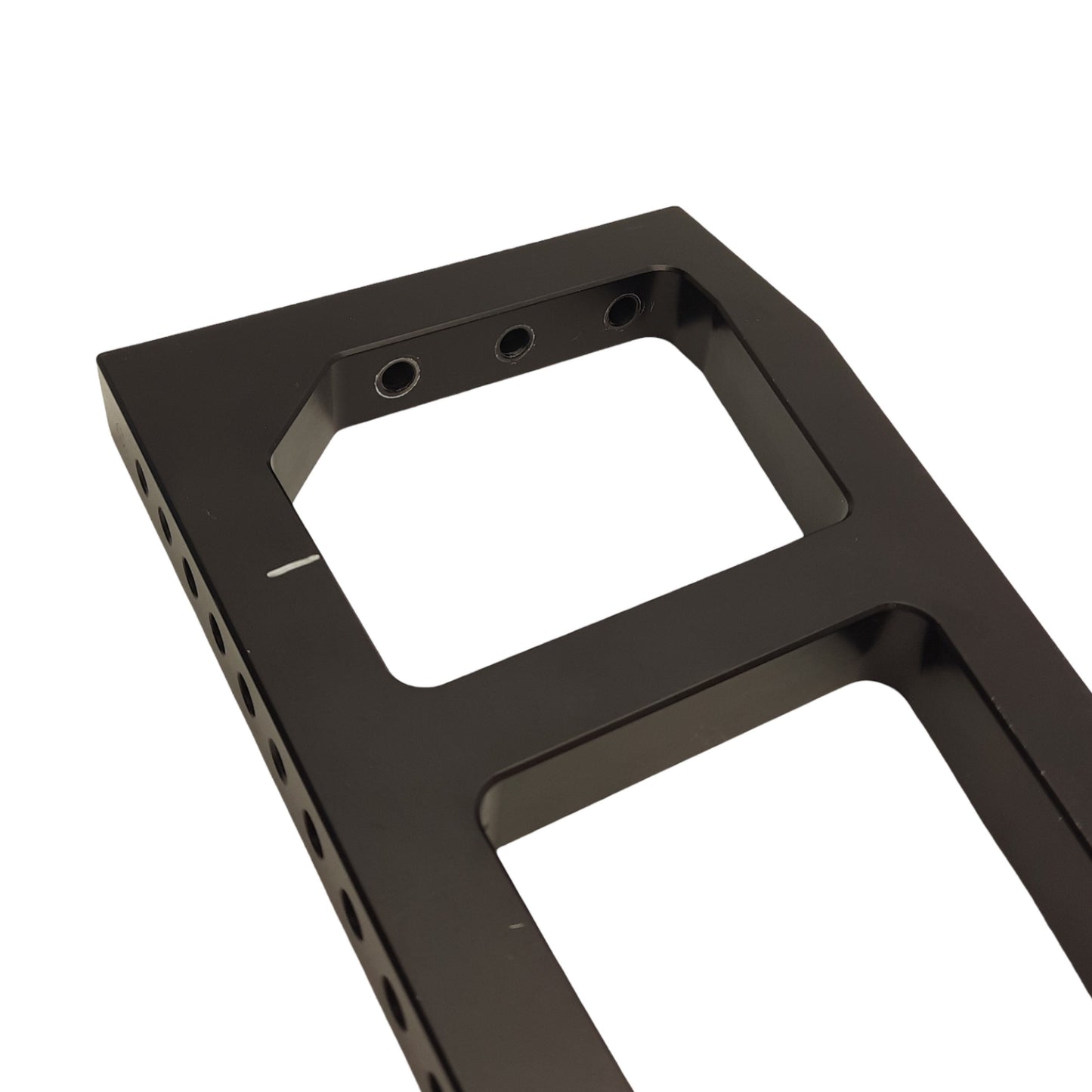 Used Thorlabs VB01B Vertical Bracket For Breadboards, 18in, 1/4-20 Tapped Holes