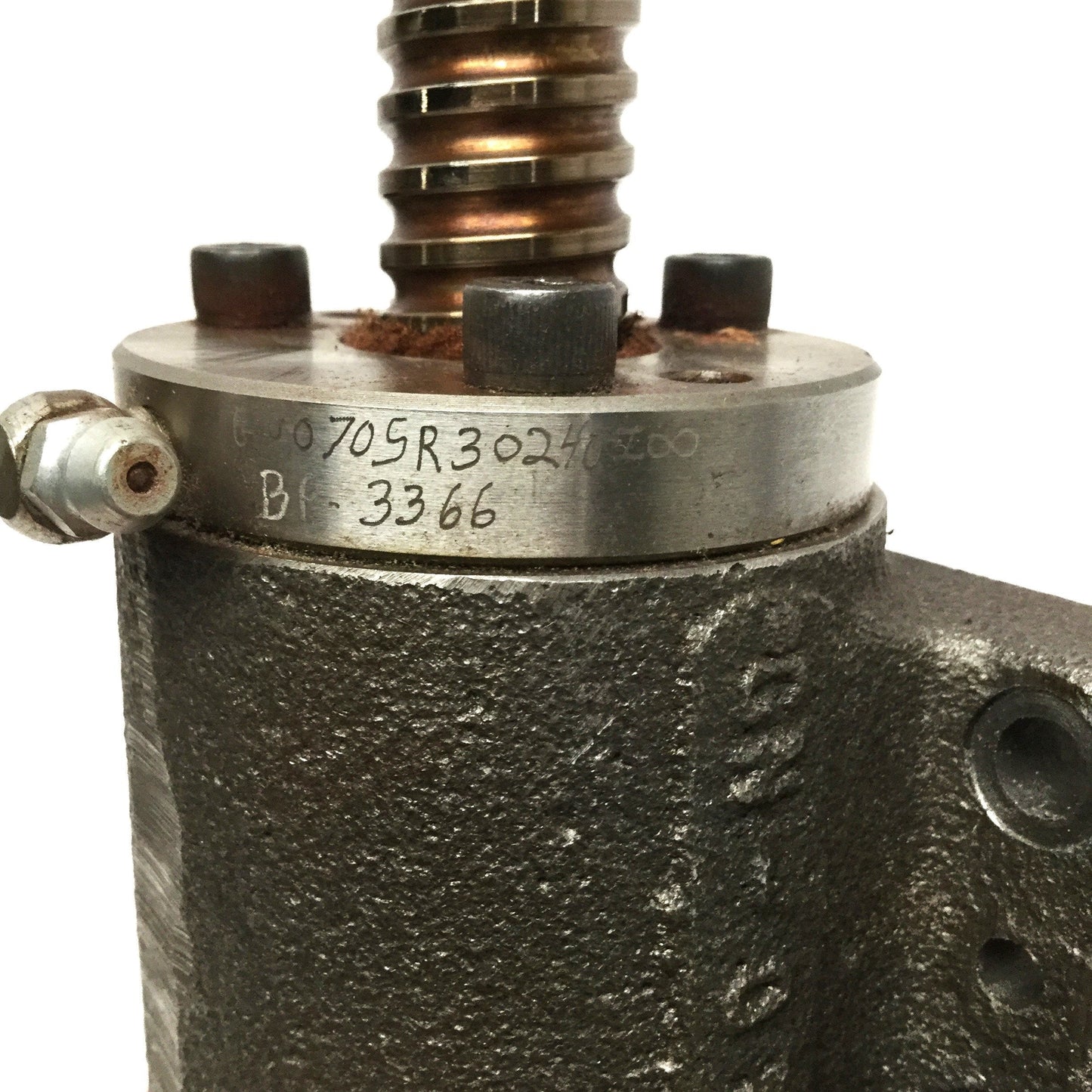 New NSK W1407W-1P-UPZ4 Ballscrew w/ Nut Ø14mm, 4mm Lead, 650mm Travel