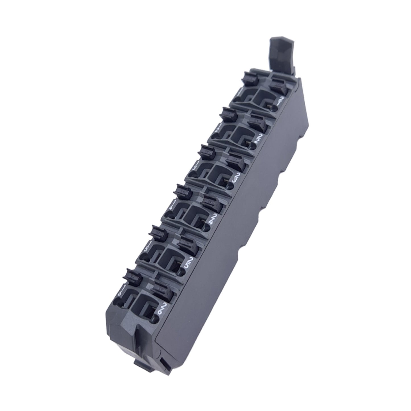 New Schneider Electric TM5ACTB32 Terminal Block, 12-P, 240 VAC In, 230VAC/30VDC Out