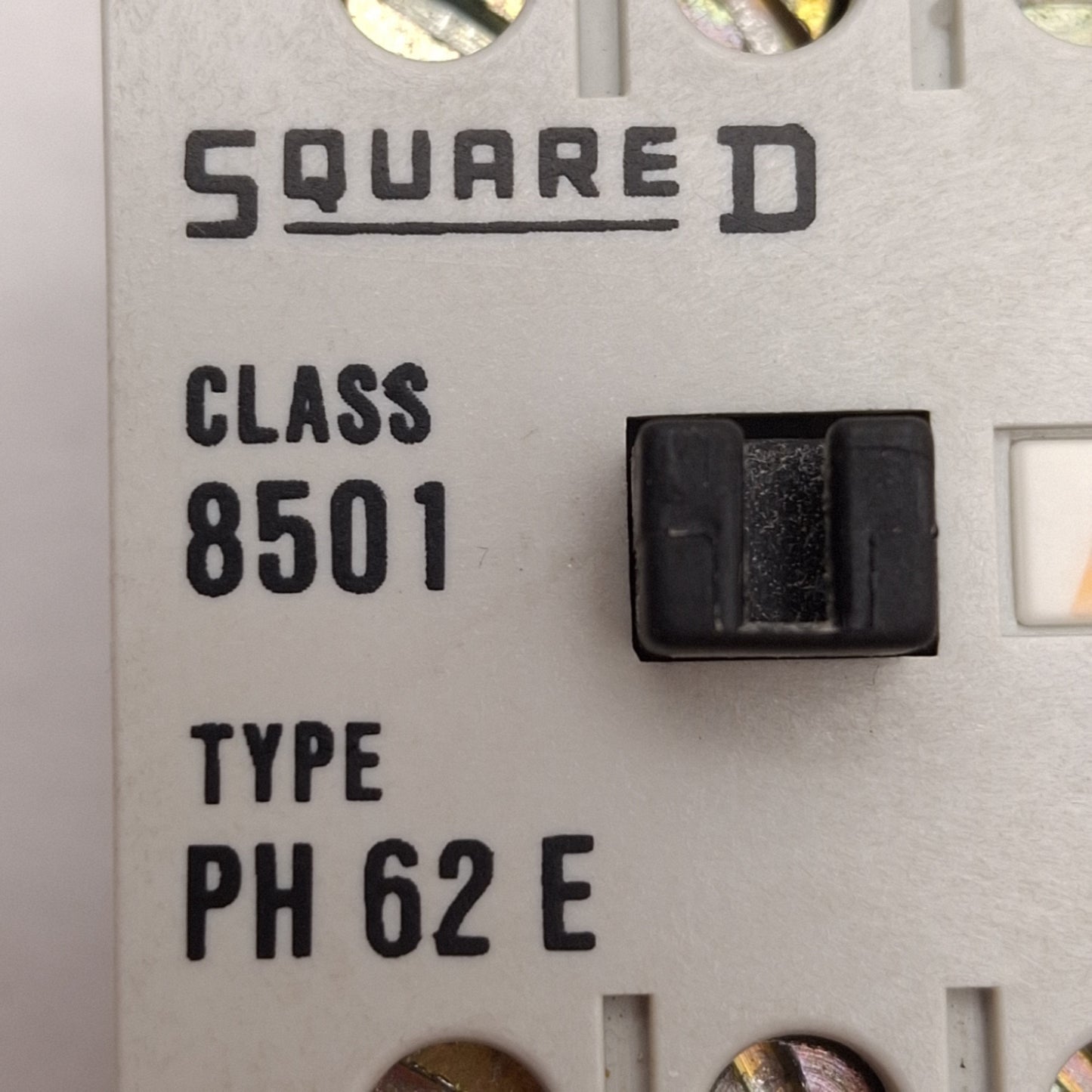 Used Square D 8501 PH 62 E Auxiliary Contact Block, 4-Pole, 2NC + 2NO, 600VAC 12A