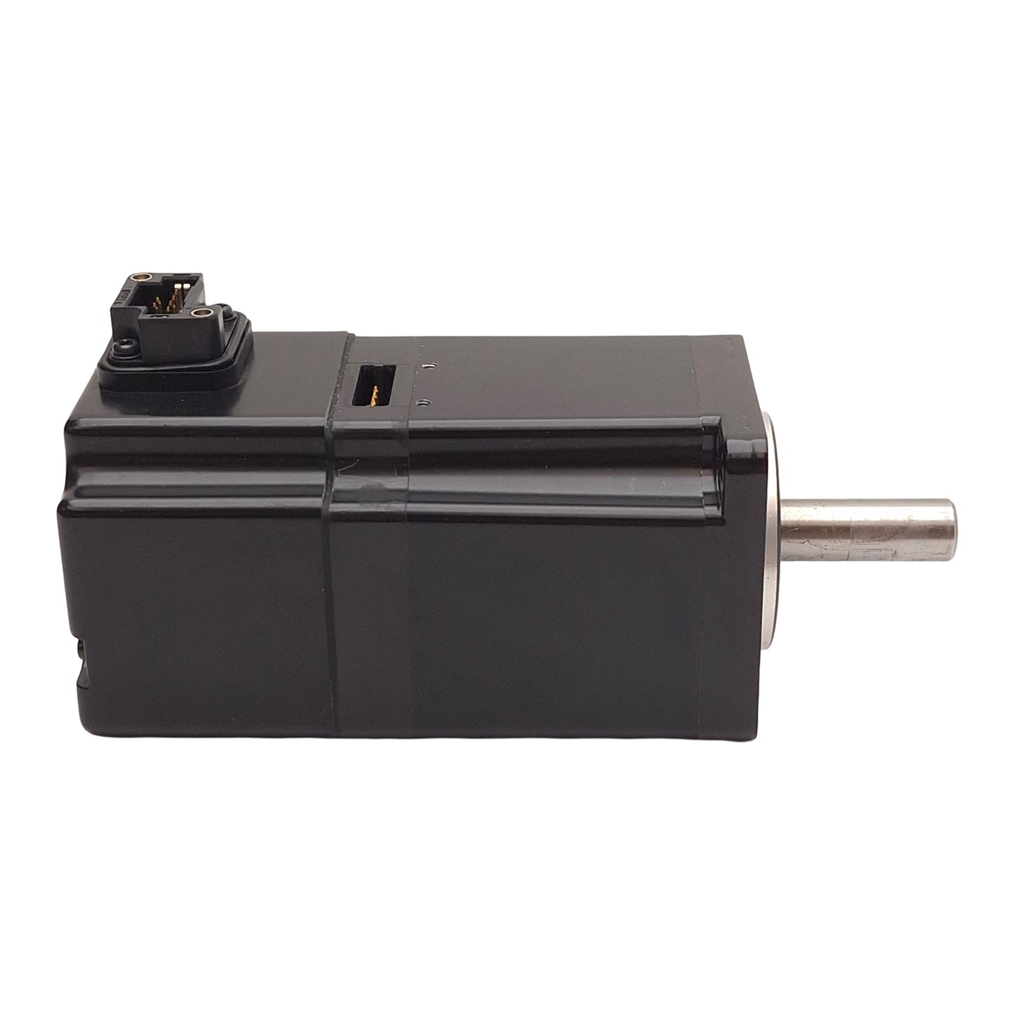 Used Yaskawa SGMJV-01A3A21 Servo Motor, 3Ø 200VAC, 100W, 20-bit, 3000RPM, 40mm Frame