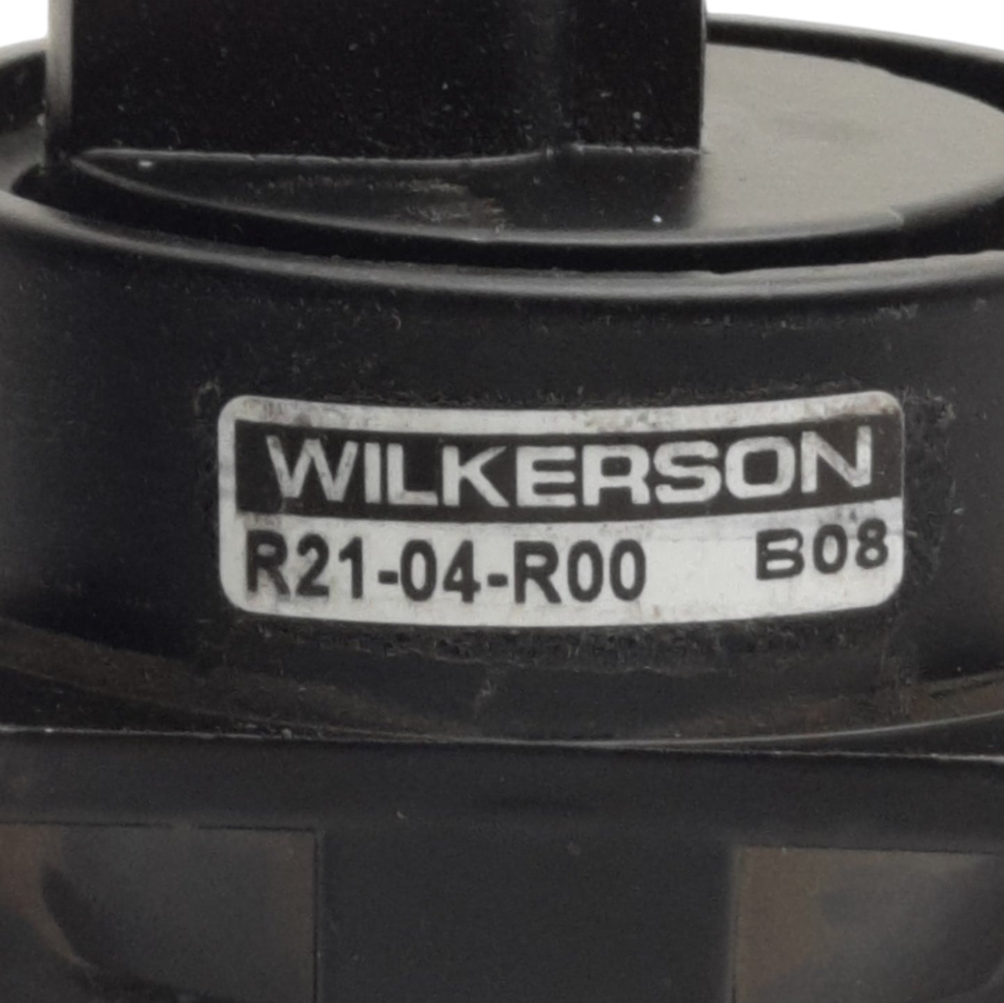 Used Wilkerson R21-04-R00 Pneumatic Regulator 5-160psig Set, 1/2in NPT, 195cfm