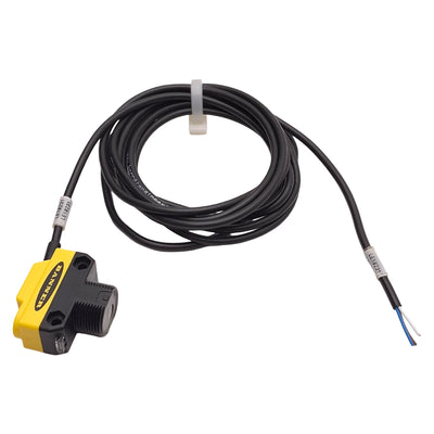 Used Banner Engineering QS186LE Photoelectric Sensor, 650nm, 30m Range, 10-30VDC, 2m