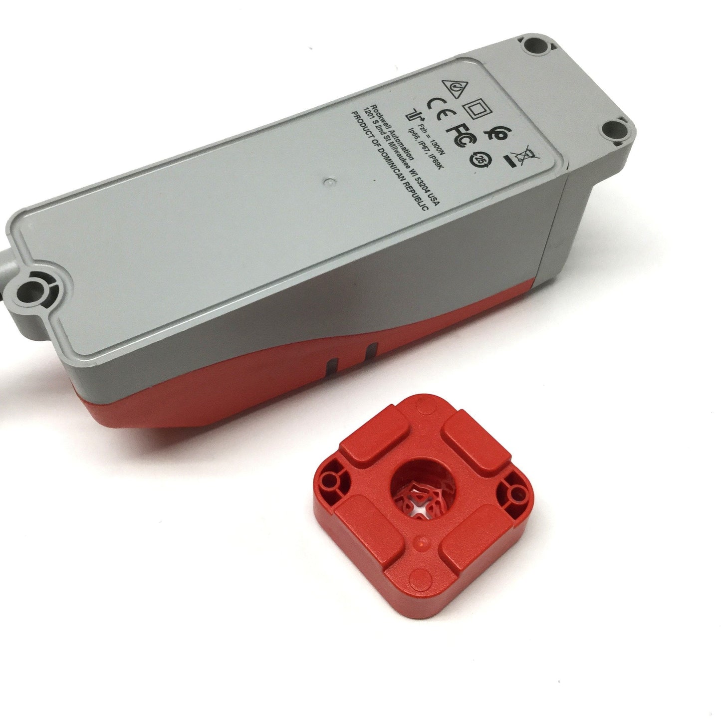 Used Allen-Bradley 440G-LZS21UTRH Guardmaster Safety Interlock Switch, Unique RFID