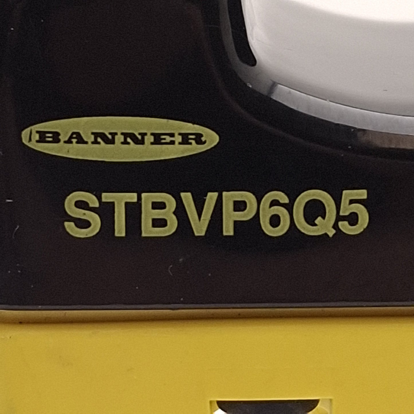 Used Banner STBVP6Q5 Safety Touch Button, 10-30VDC, PNP Output, 4-Pin M12, No Guard