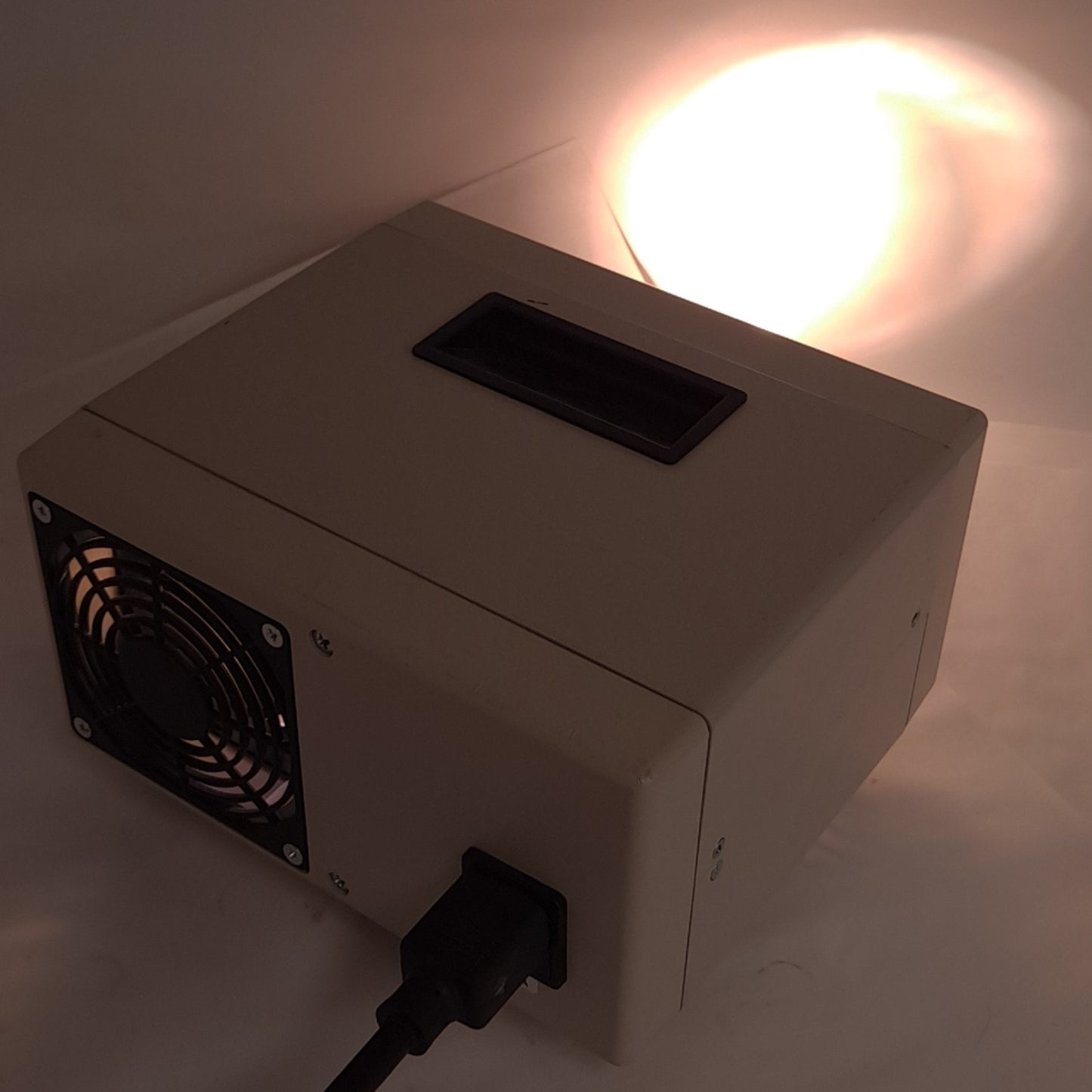 Used FTI MO150 EKE Fiber Optic Light Source, 150W, ø16mm, 1in Adapter, 120VAC 2.5A