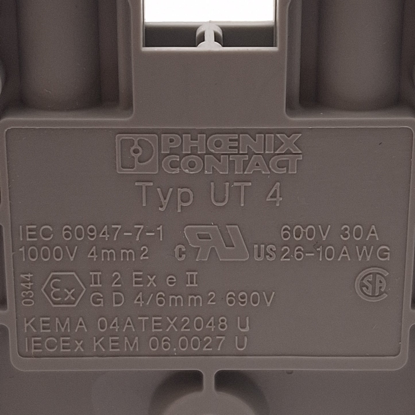 New – Open box Lot of 30 Phoenix Contact 3044102 Terminal Block, 2-Position, 6.2mm, 600V 30A