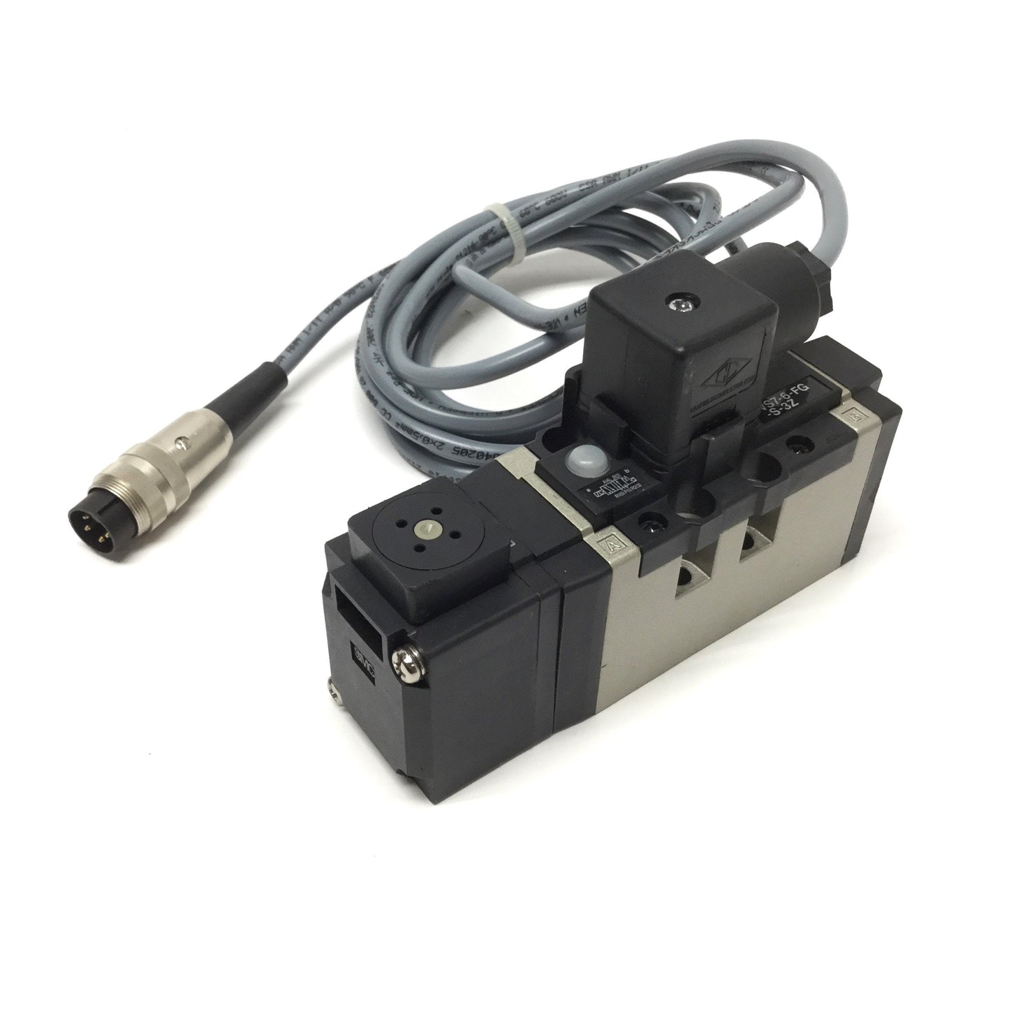Used SMC VS7-6-FG-S-3Z ISO Interface Solenoid Valve, 5-Port 2-Position, 24VDC Coil