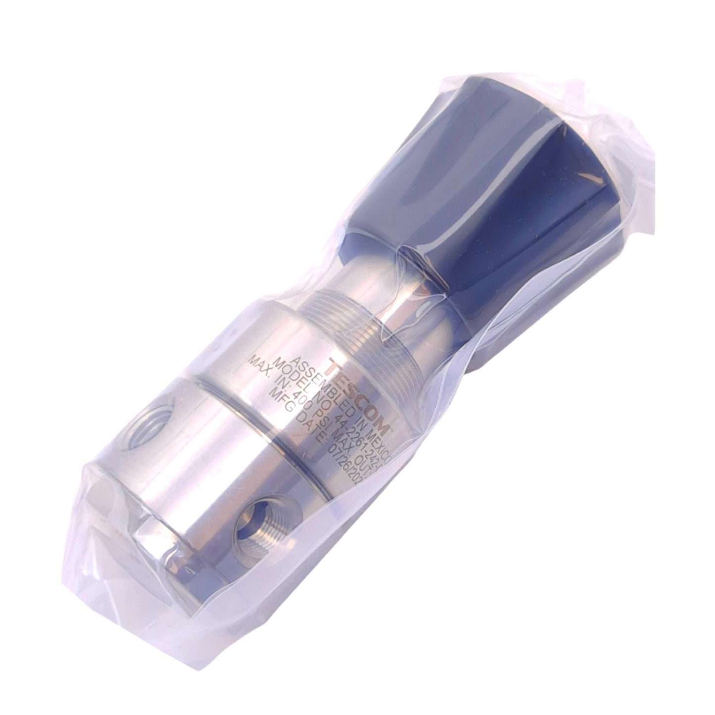 New Emerson 44-2261-242-010 TESCOM Pressure Regulator, 1/4NPTF, 400psi In, 50psi Out