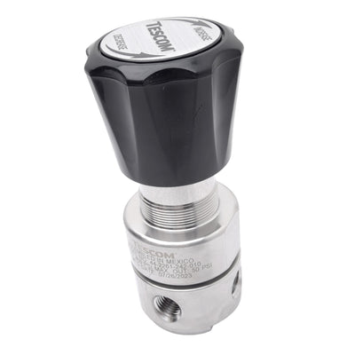 New Emerson 44-2261-242-010 TESCOM Pressure Regulator, 1/4NPTF, 400psi In, 50psi Out