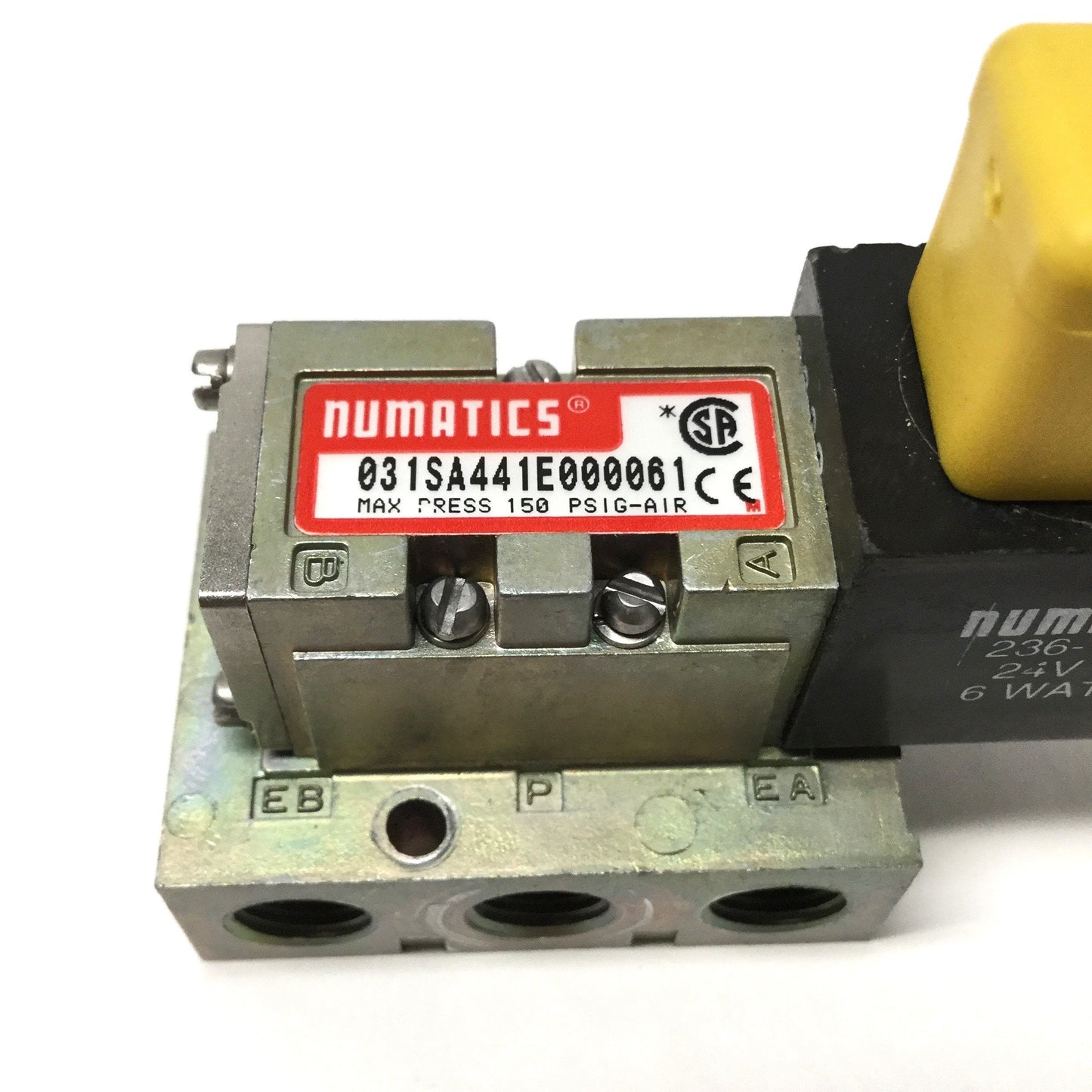 Used Numatics 031SA441E000061 Solenoid Valve, 5-Port 2-Position, 1/8" NPT, 24VDC Coil