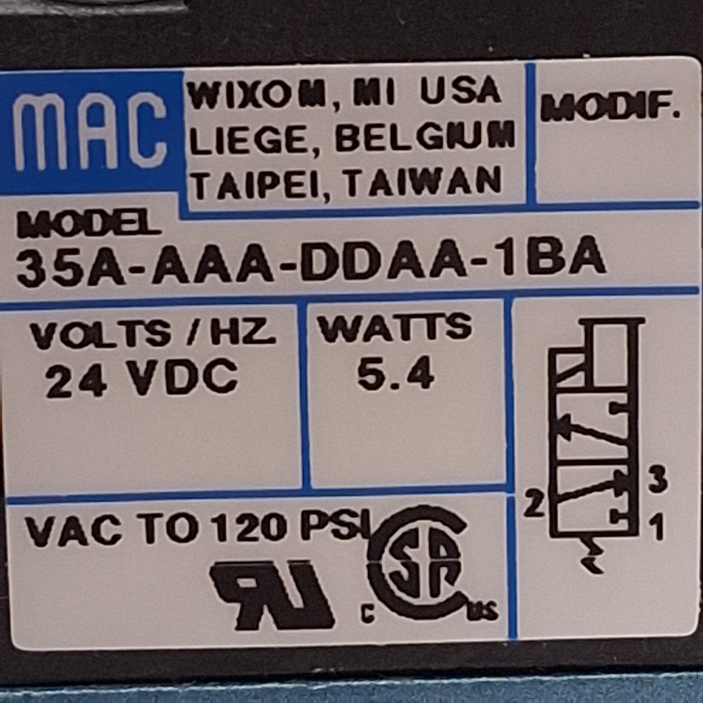 New – Open box MAC 35A-AAA-DDAA-1BA Solenoid Valve, Cv=0.17, VAC-120PSI, 1/8in NPTF, 24VDC Coil