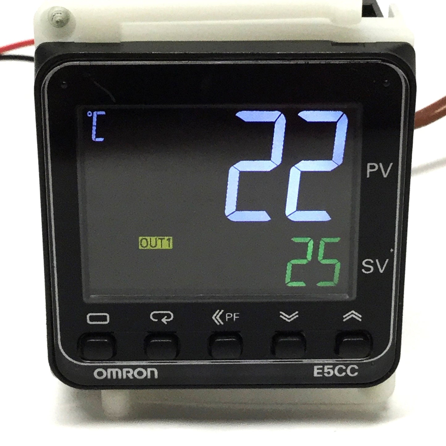 Used Omron E5CC-QX3D5M-006 Temperature Controller 24V, Pulsed DC, Analog Transfer Out