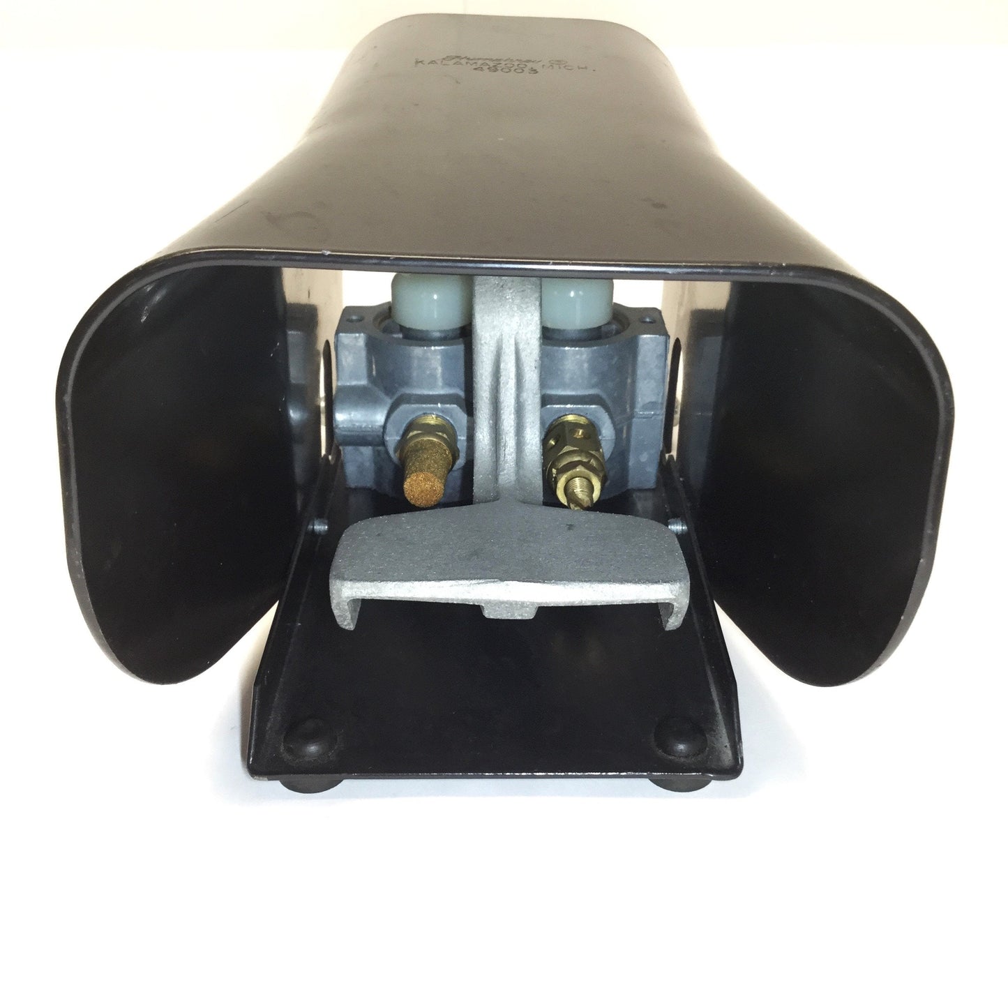 Used Humphrey 250F4 Foot Pedal Operated Valve Pneumatic Switch, 4-Way, 1/4" NPT
