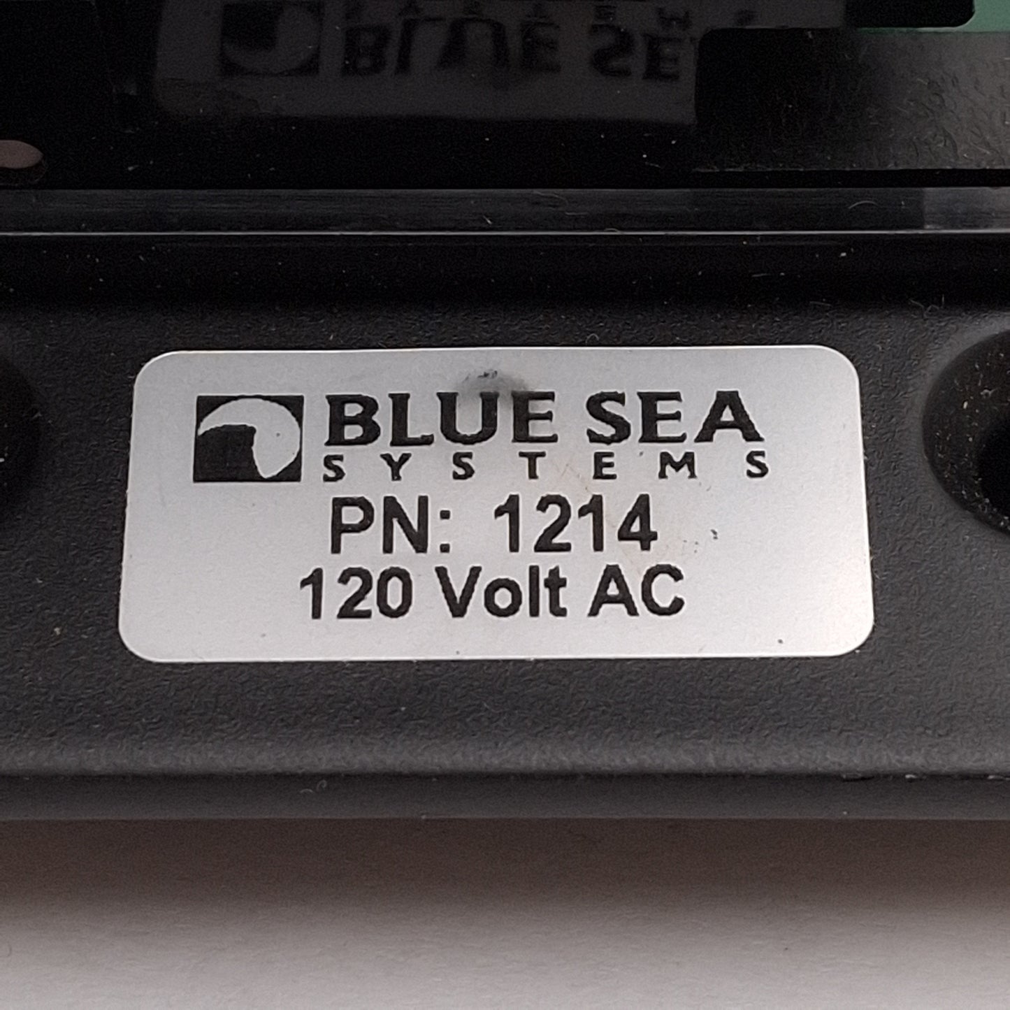 Used Blue Sea 1214 Modular 360-Series Main Circuit Breaker Panel, 4-Pole, 120VAC, 15A