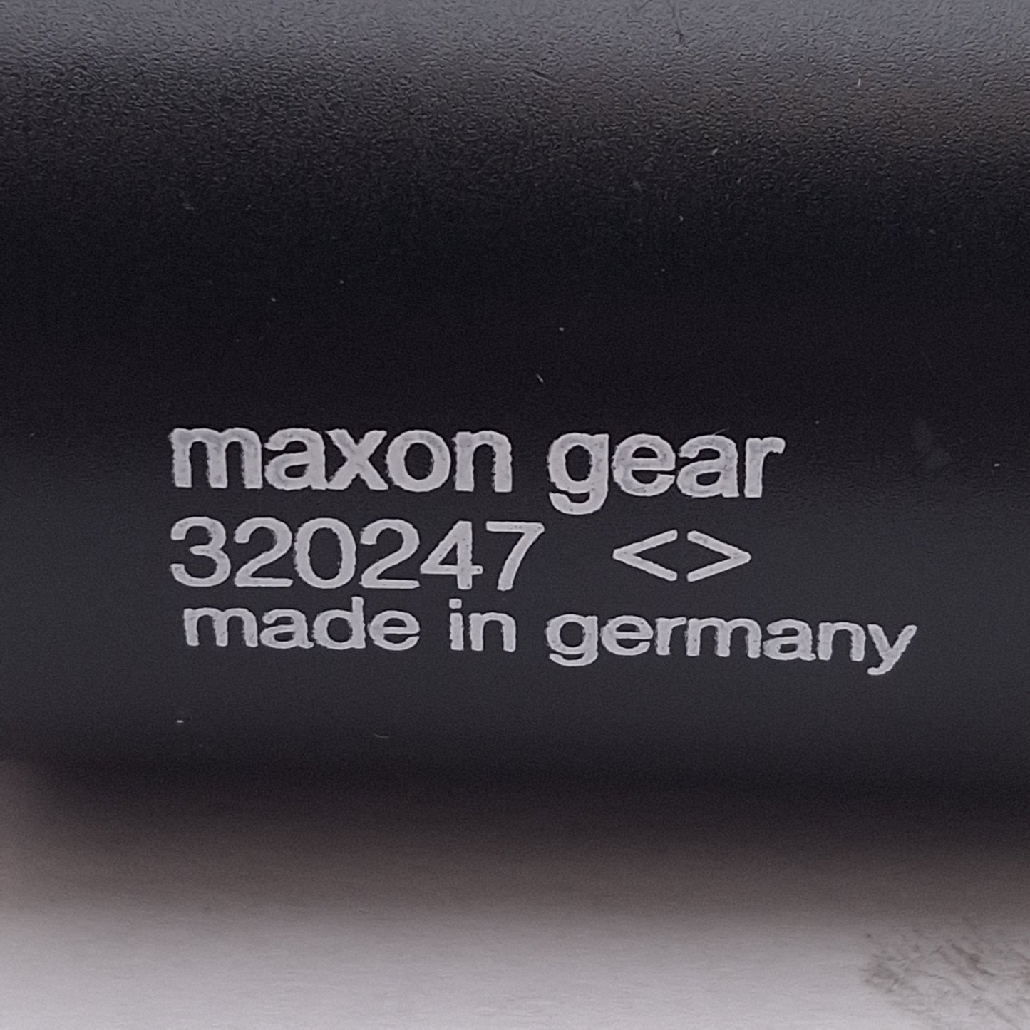 Used Maxon 310432 EC-MAX 30 Brushless DC Motor, 14:1, ø30mm, 500CPT, 574RPM, 24VDC