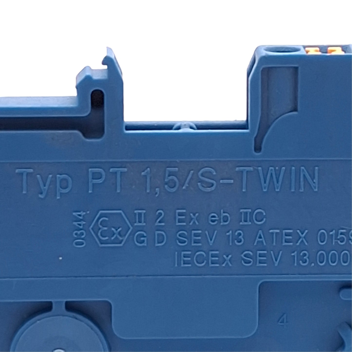 New Lot of 25 Phoenix Contact 3208168 Feed-Through Terminal Block, 500V 17.5A, 3.5mm