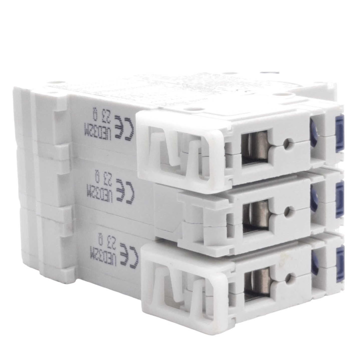 New – Open box Altech 3D30UM Circuit Breaker, 3-Poles, 480Y/277VAC 80VDC 30A, DIN Rail Mount