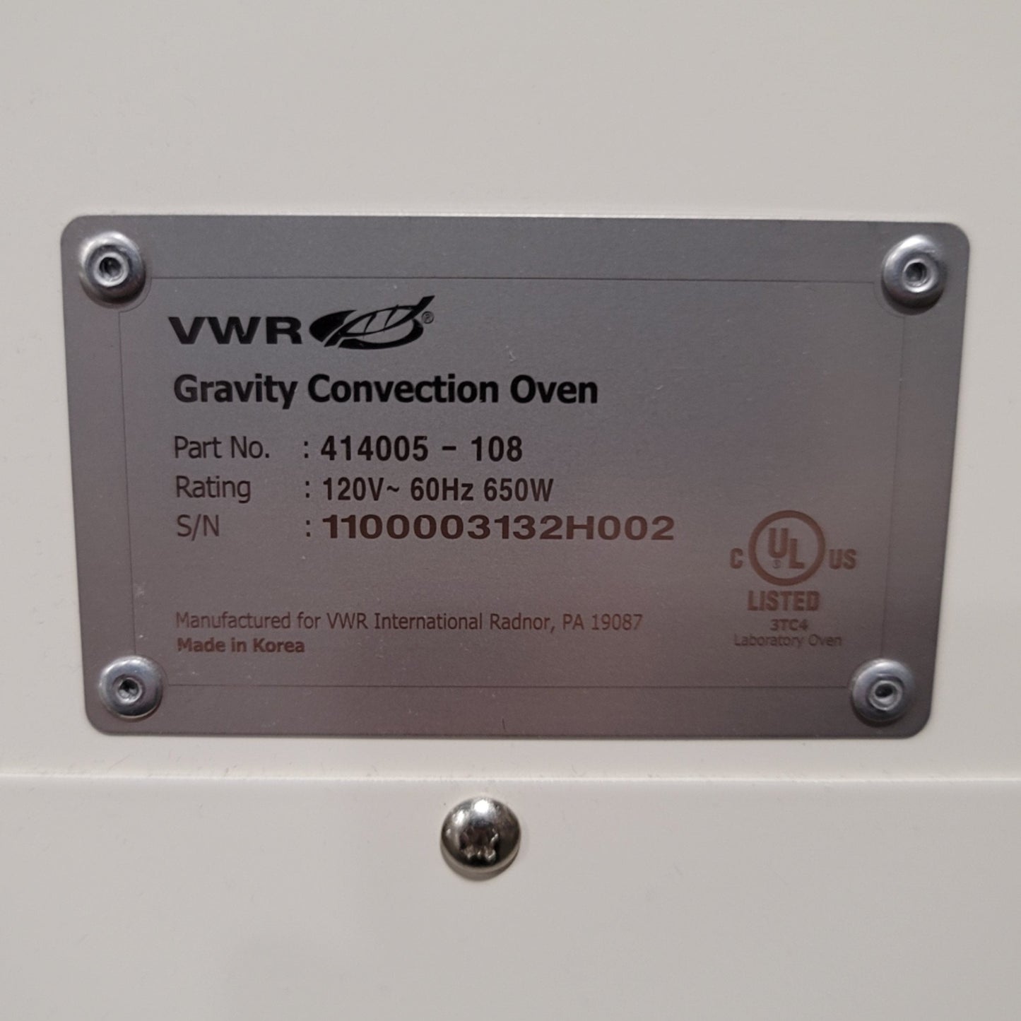 VWR 414005-108 Gravity Convection Oven 1.75CuFt, Amb +5°C To 230°C, 120VAC 650W