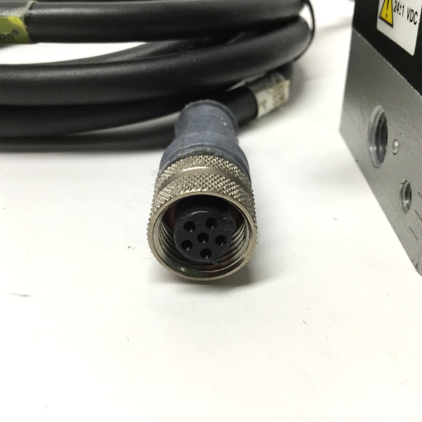 Used Marsh 530PI0G100P0100 Digital Weatherproof Pressure Regulator 24V, 4-20mA 100psi