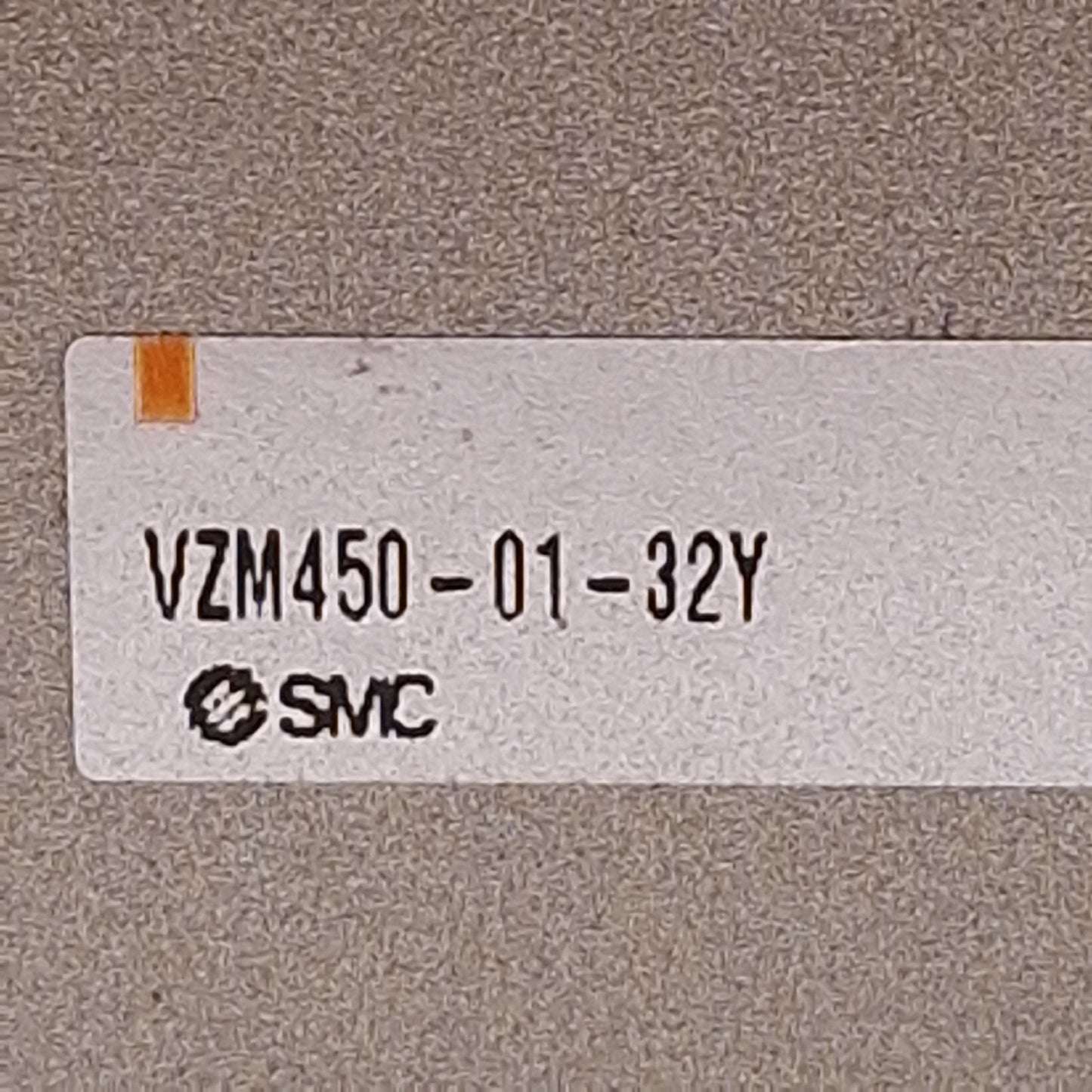 Used SMC VZM450-01-32Y Momentary Pushbutton Pneumatic Valve, 0.15-1.0MPa, Rc1/8