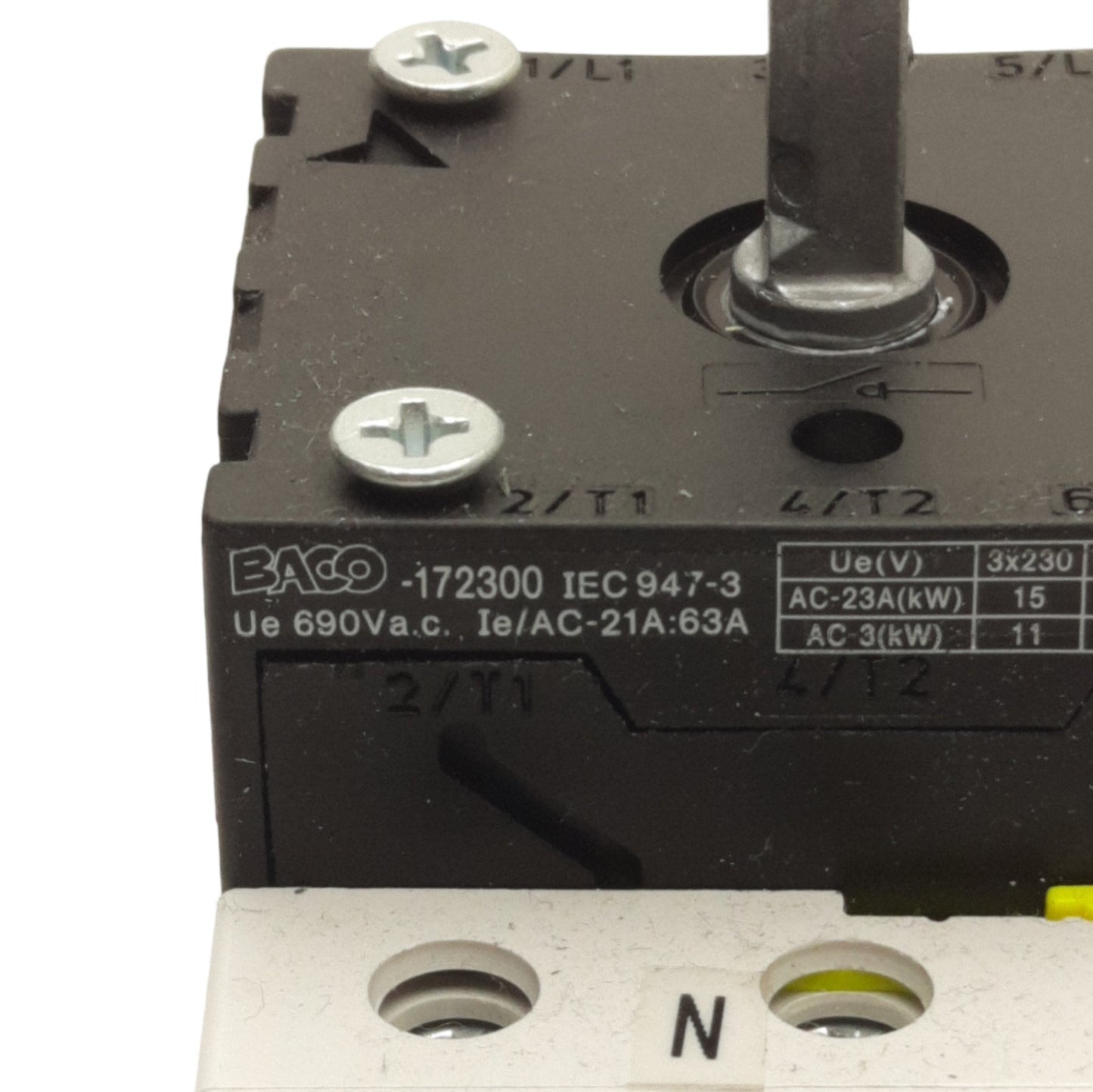 Used Baco 172300 Disconnect Switch, 3-Poles, 690VAC 63A Contact, 6mm x 6mm Shaft