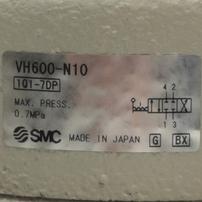 New SMC VH600-N10 Hand Valve, 90°, 3-Pos, 1in x 1in x 1in Female NPT, 0.7MPa Max