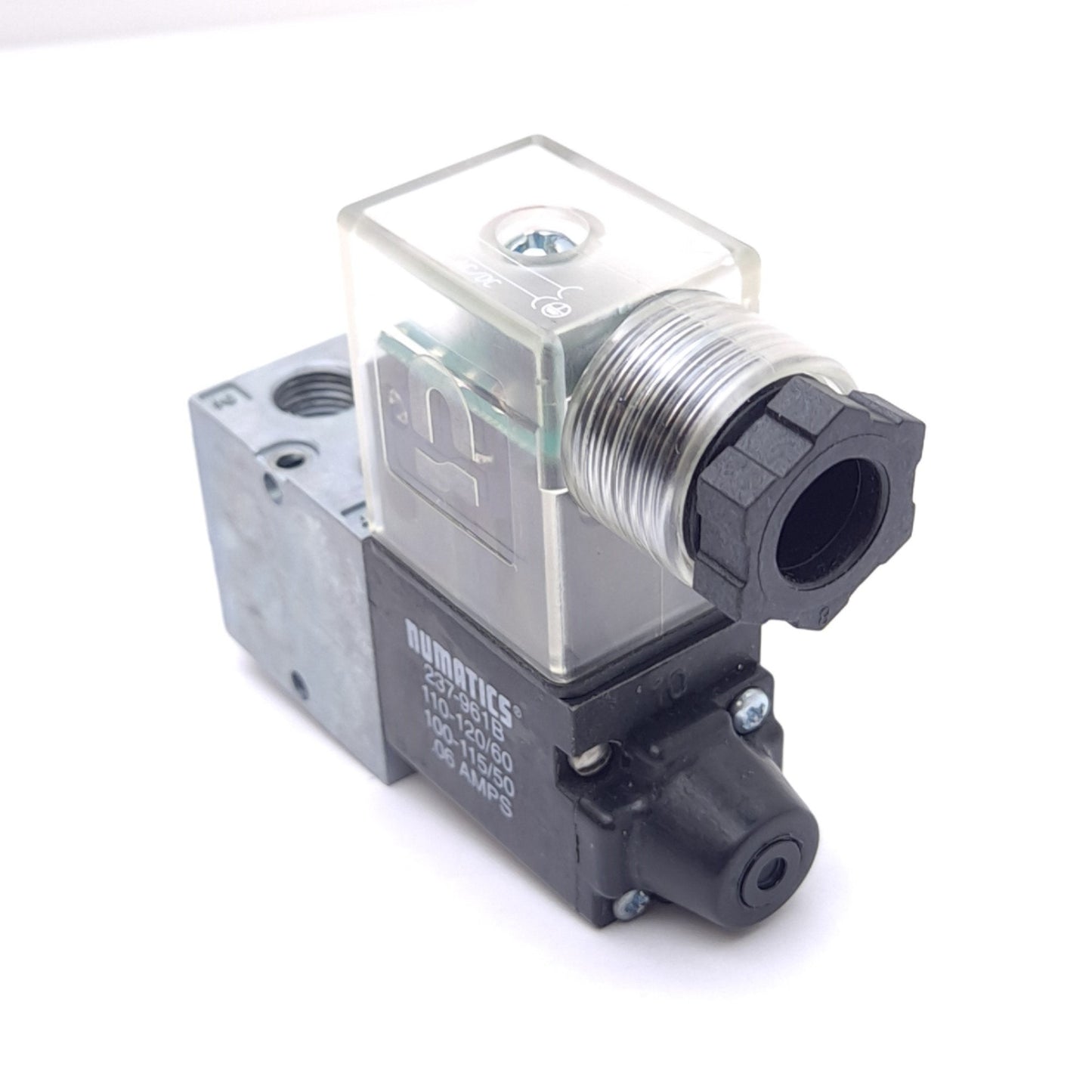 New Numatics L01SA4592000030 Solenoid Valve, 4/2 Way, 1/8 NPTF, 110VAC Coil, 150 psi