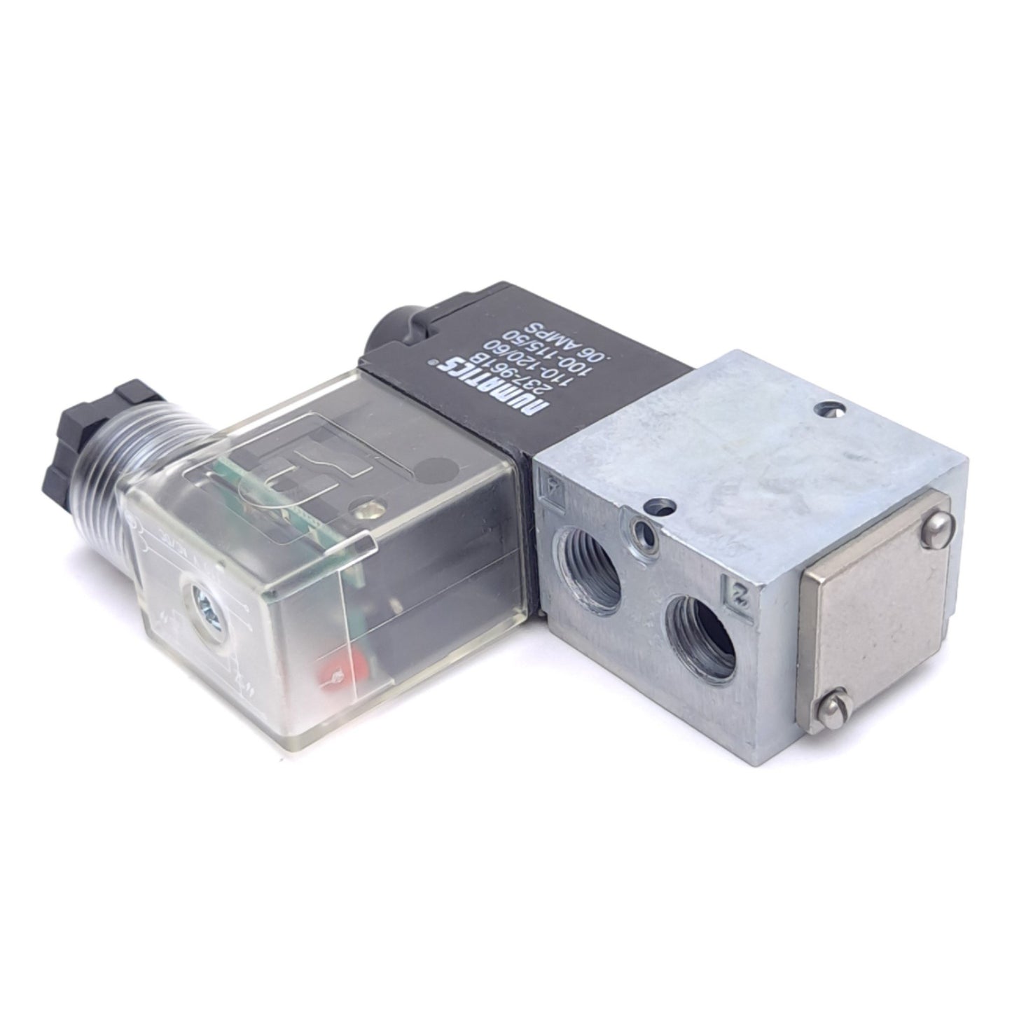 New Numatics L01SA4592000030 Solenoid Valve, 4/2 Way, 1/8 NPTF, 110VAC Coil, 150 psi