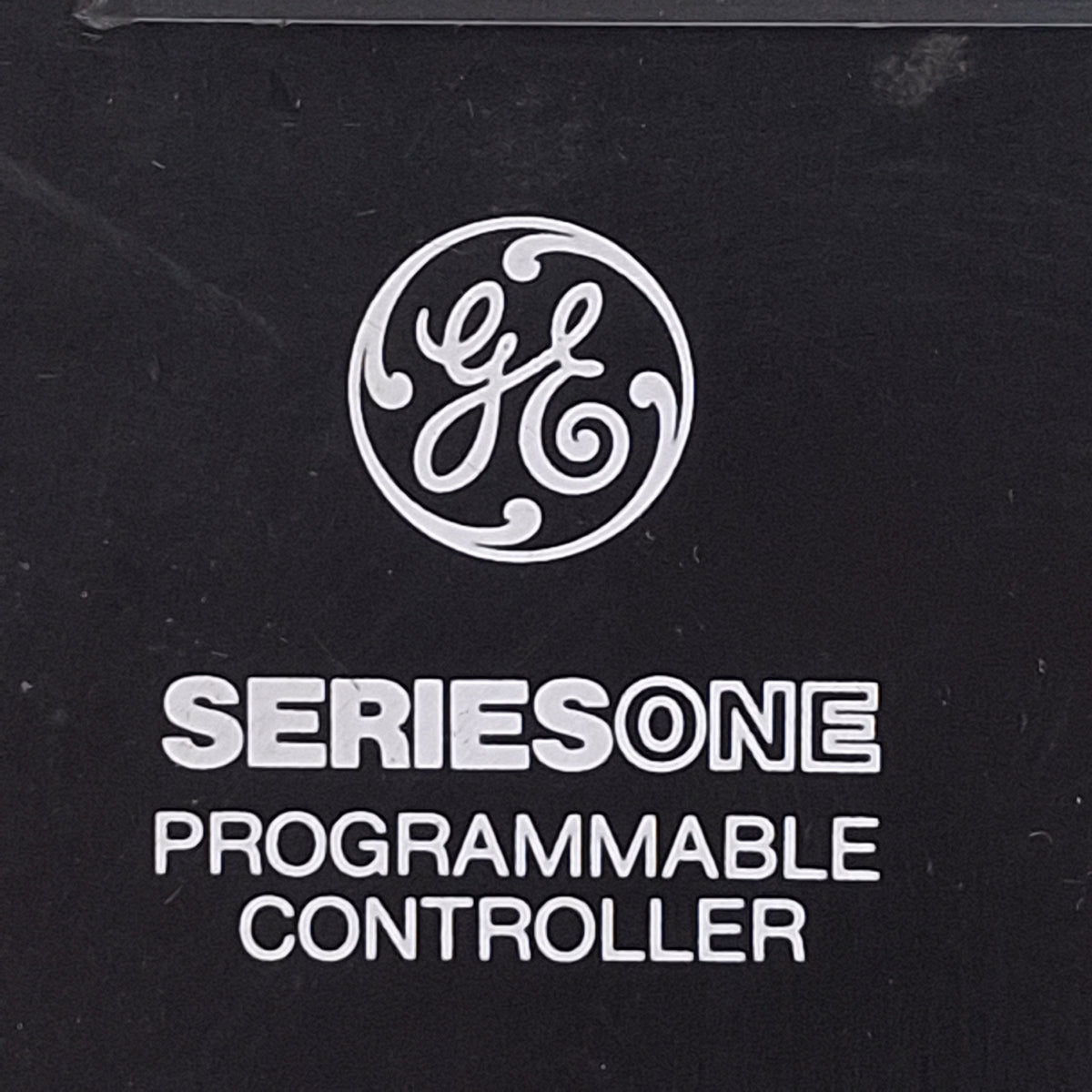 Used GE Fanuc IC610PRG100B Series One Programmable Controller w/ Keylock, 24-Pin IDC