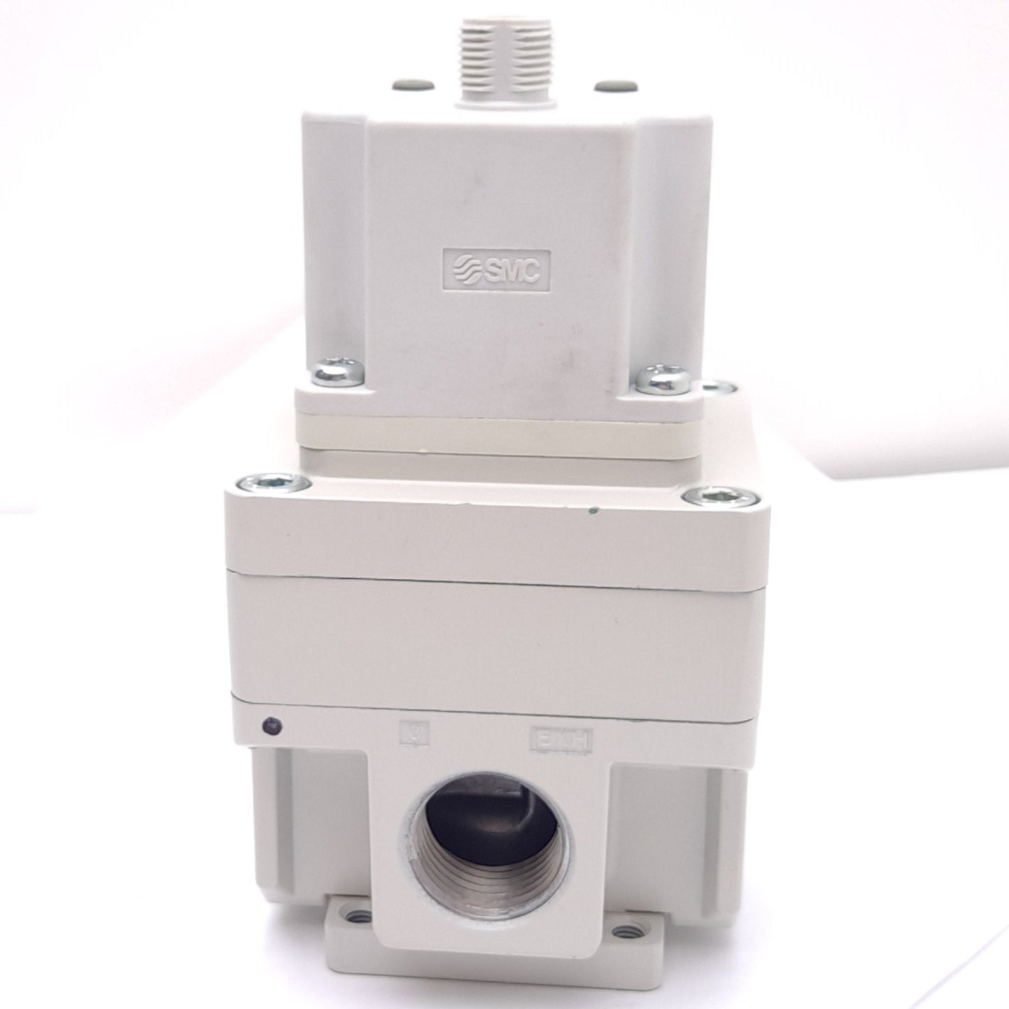 New – Open box SMC ITV3050-04N3BL4 Electro-Pneumatic Regulator, 0.7-130psi Set, 3/8 NPT, 24VDC