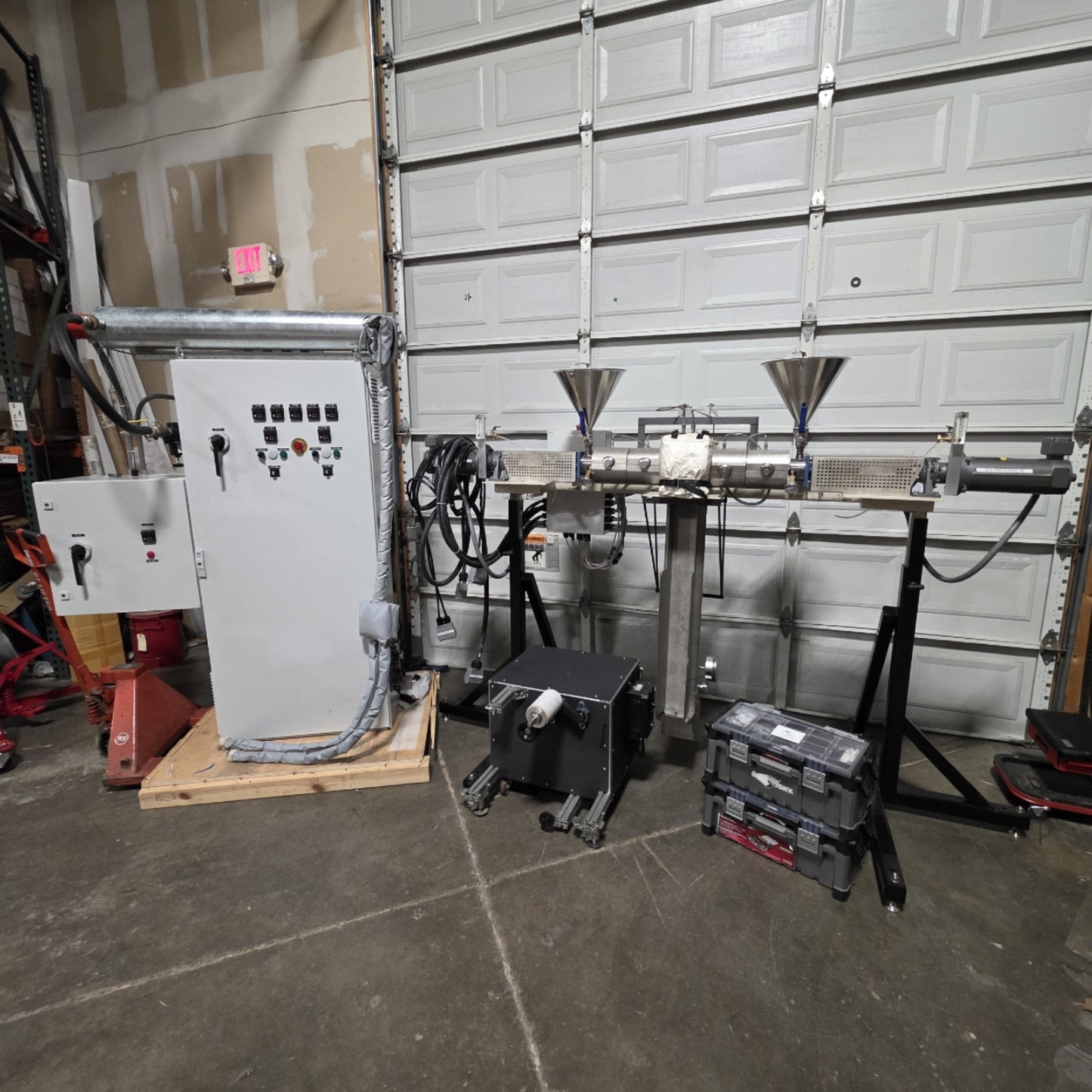 Used Hills Inc LBS-100 Lab Scale Bicomponent Extruder Fed Spinning Machine 0.2-2kg/hr