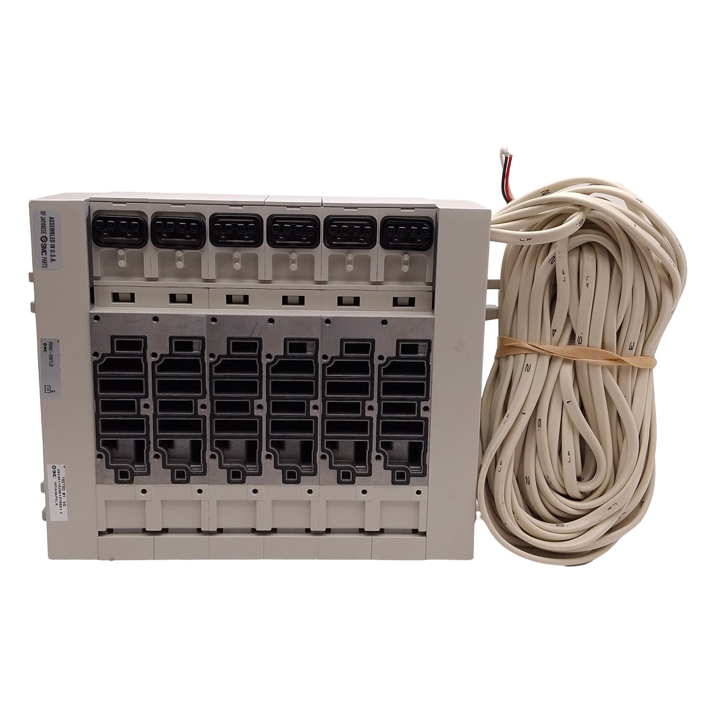 New SMC VV5Q41-0603TLU2 Base Mounted Pneumatic Manifold, 6-Station, NPT3/8, 3m Cable