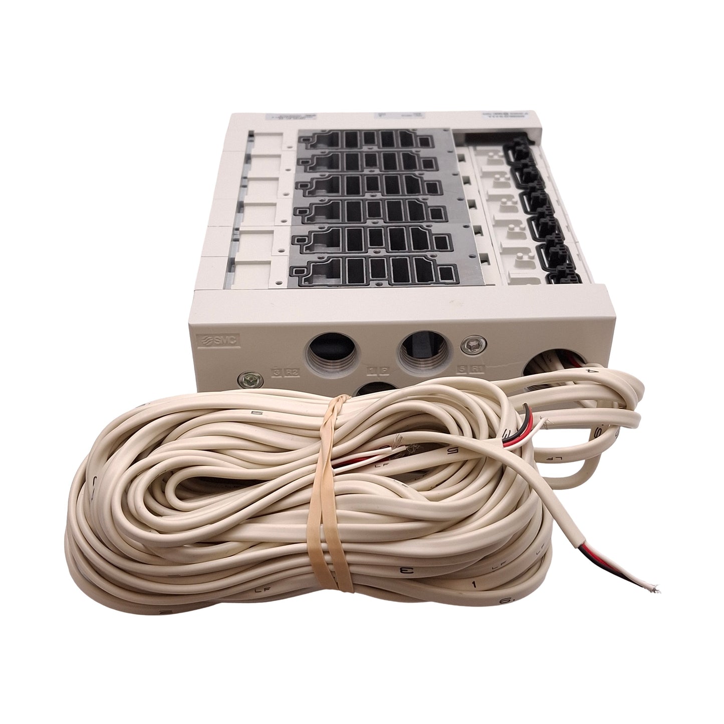 New SMC VV5Q41-0603TLU2 Base Mounted Pneumatic Manifold, 6-Station, NPT3/8, 3m Cable