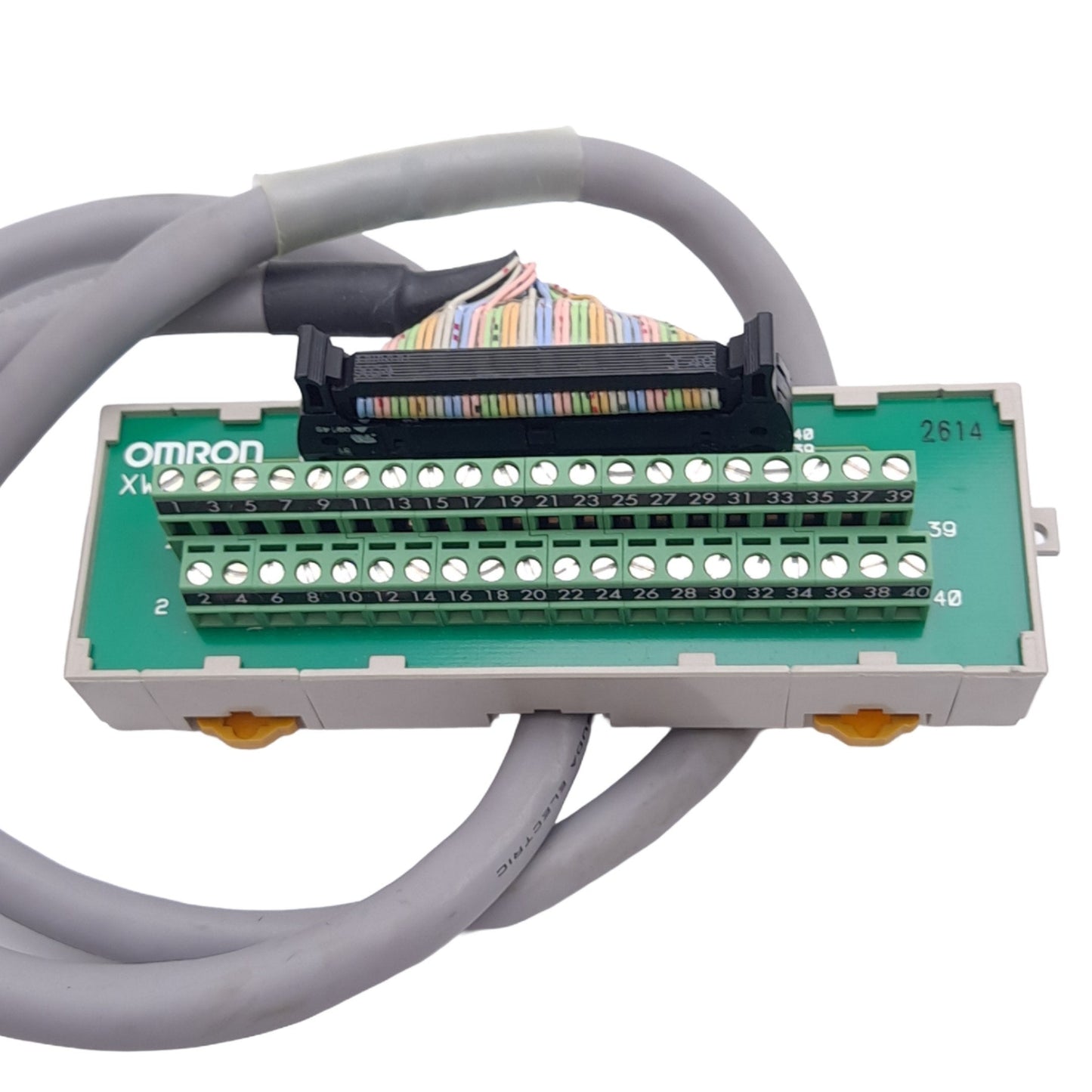 Used Omron XW2B-40G4 Breakout Board, 40-Pole, 125VAC 1A, DIN, M3, 1 Meter Flat Cable