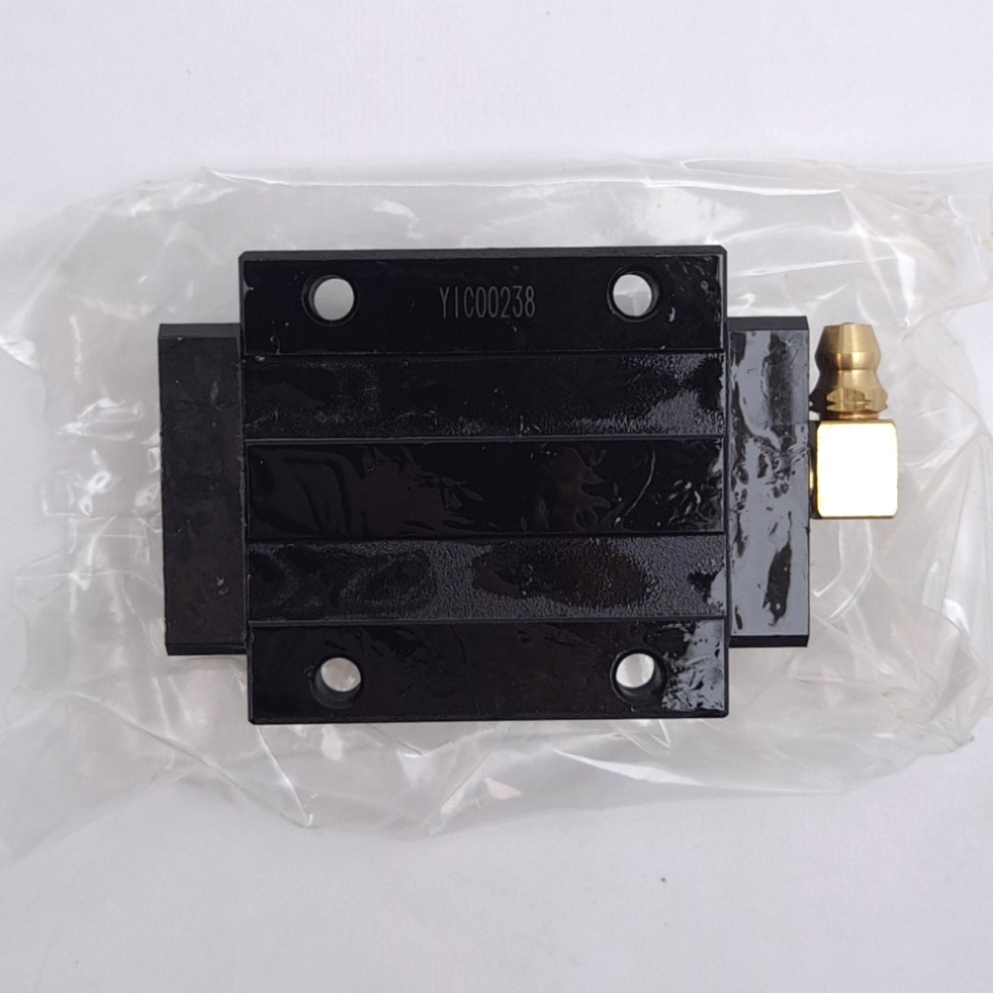 New THK SHS15C1SSFME Linear Guide Block for 15mm Rail, 60mm Length, M5, 24200N