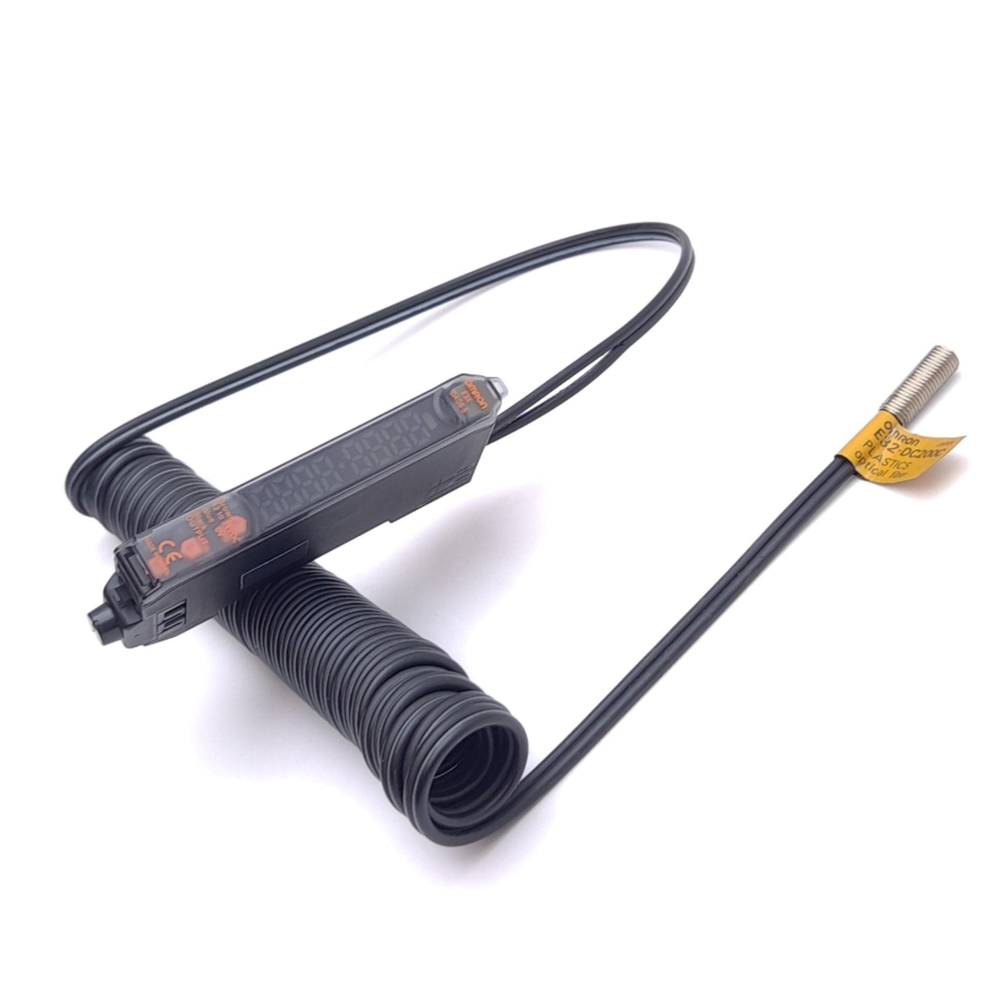 New – Open box Omron E3X-DAG6-S Photoelectric Sensor Digital Amplifier w/ Cable, NPN, 12-24VDC