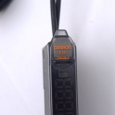 New – Open box Omron E3X-DAG6-S Photoelectric Sensor Digital Amplifier w/ Cable, NPN, 12-24VDC