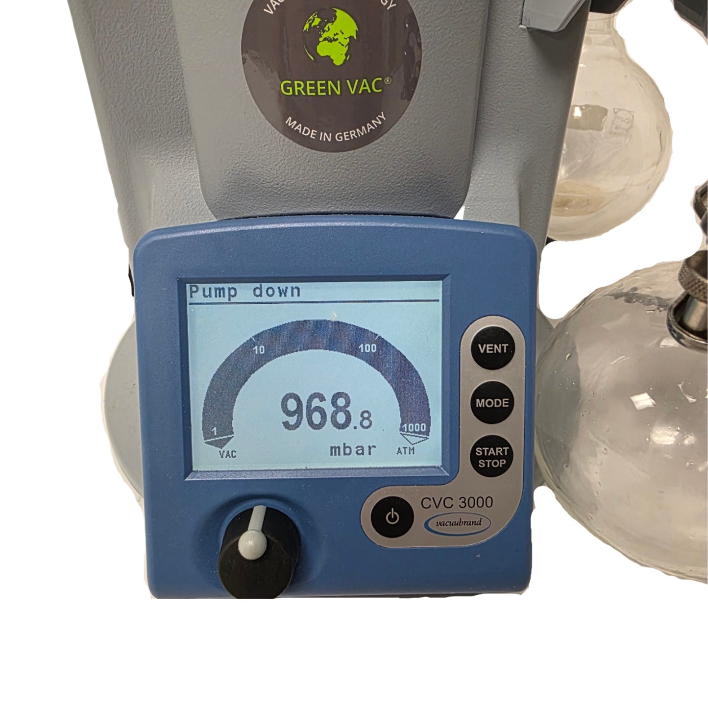 Used Vacuubrand PC3001 VARIOpro Chemistry Pumping Unit 2 mbar, 2 m³/h, 100-230VAC