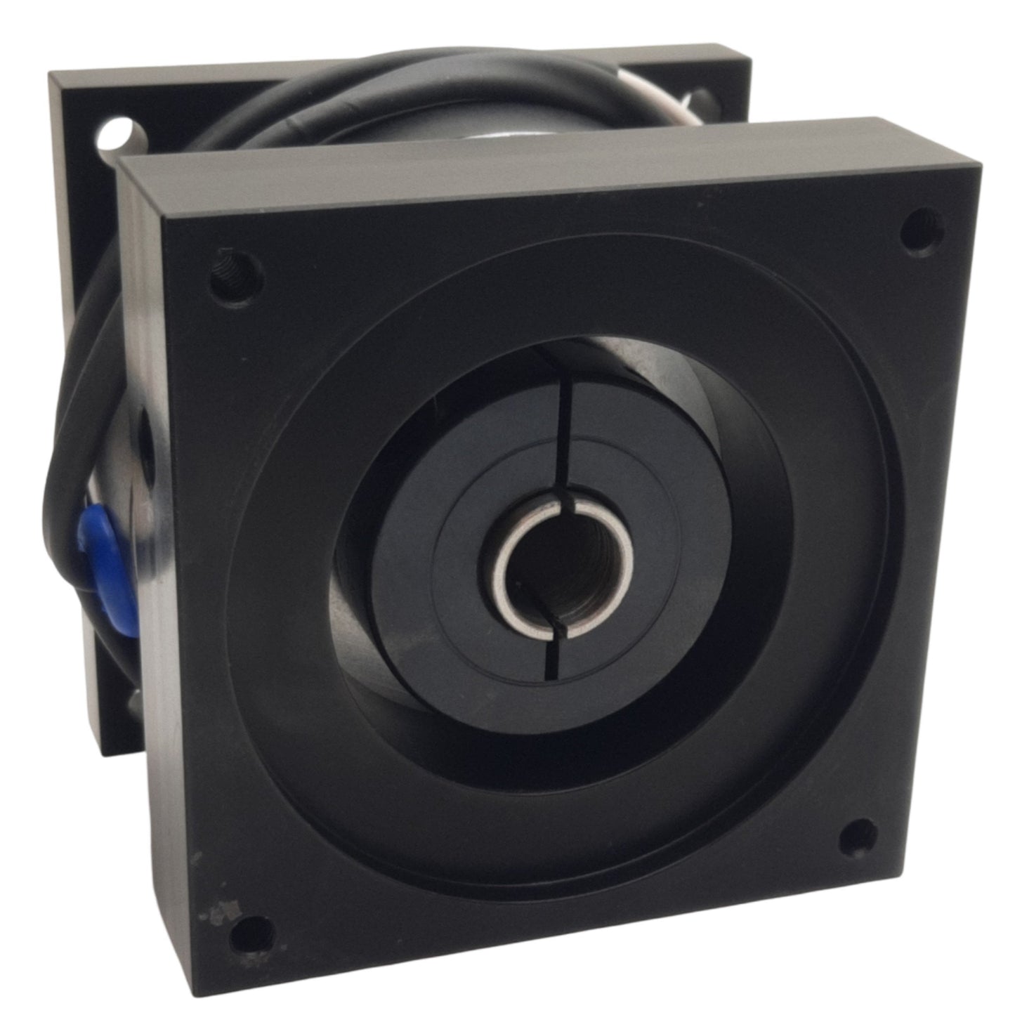 New Inertia Dynamics 8934-2661 Double C-Face Power-Off Brake, ø1/2 Bore/Shaft, 24VDC