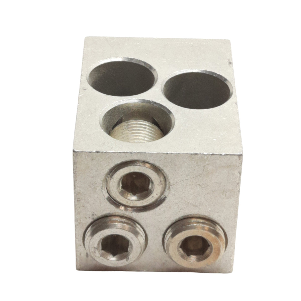 Used Siemens TA3MG500 Circuit Breaker Lugs, 3-Hole, For 200-800A MG Frame Breakers