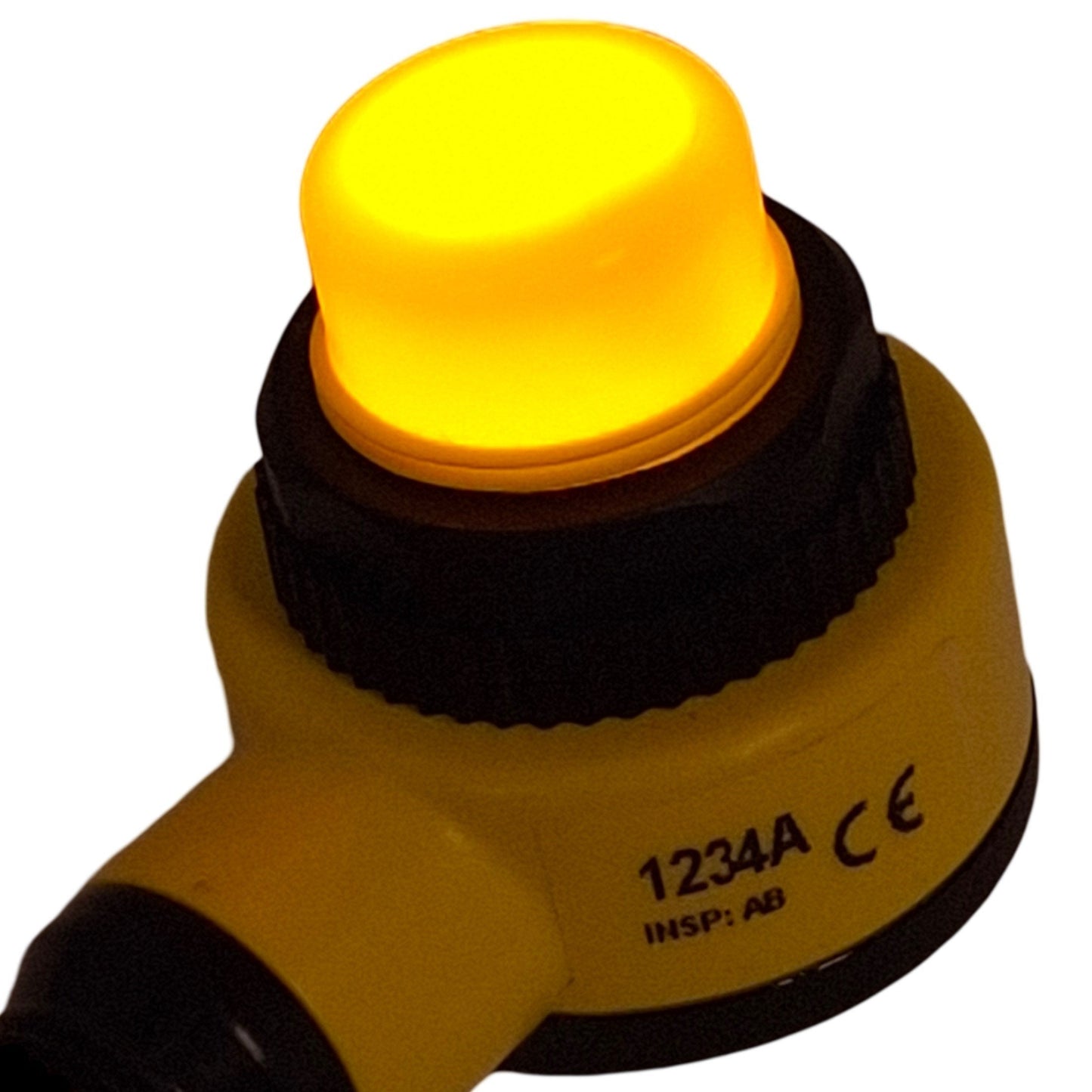 Used Banner T18GRYPQ LED Indicator, 3-Color Green Red Yellow, 10-30VDC, 4-Pin M12