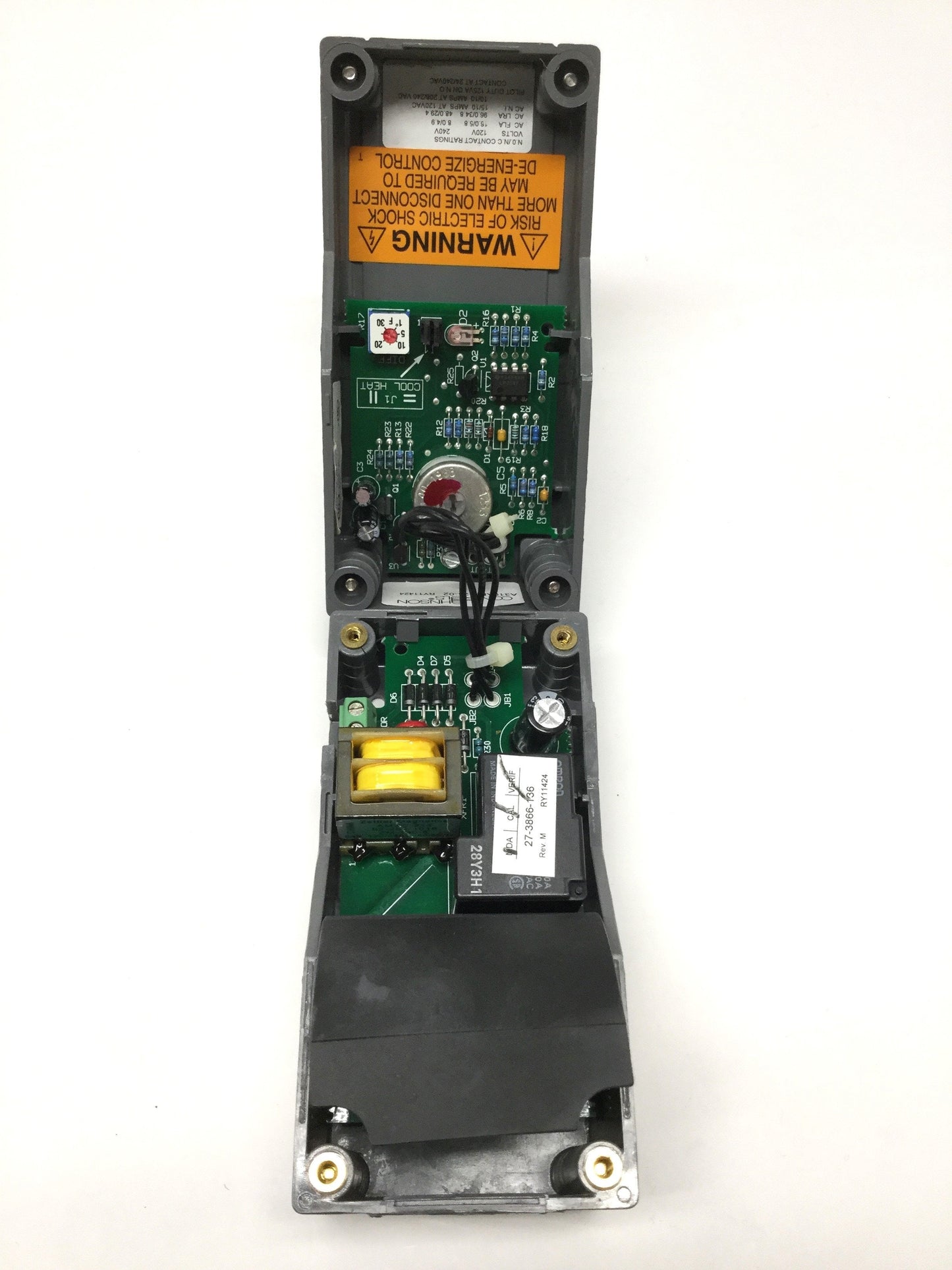 Used Johnson A319ABC-24-02 Temperature Control Switch SPDT -20°F to 100°F, 1-30° Diff