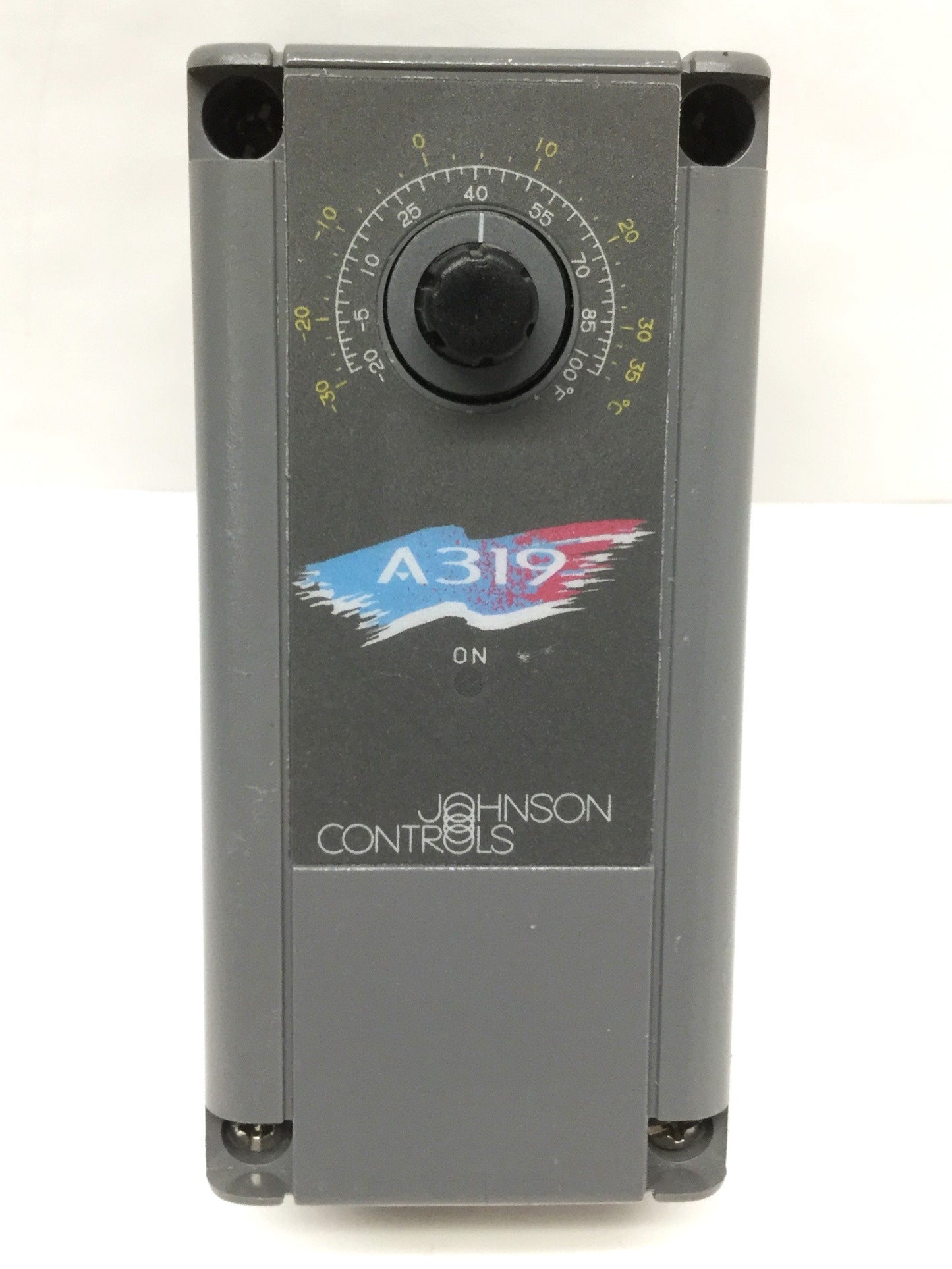Used Johnson A319ABC-24-02 Temperature Control Switch SPDT -20°F to 100°F, 1-30° Diff