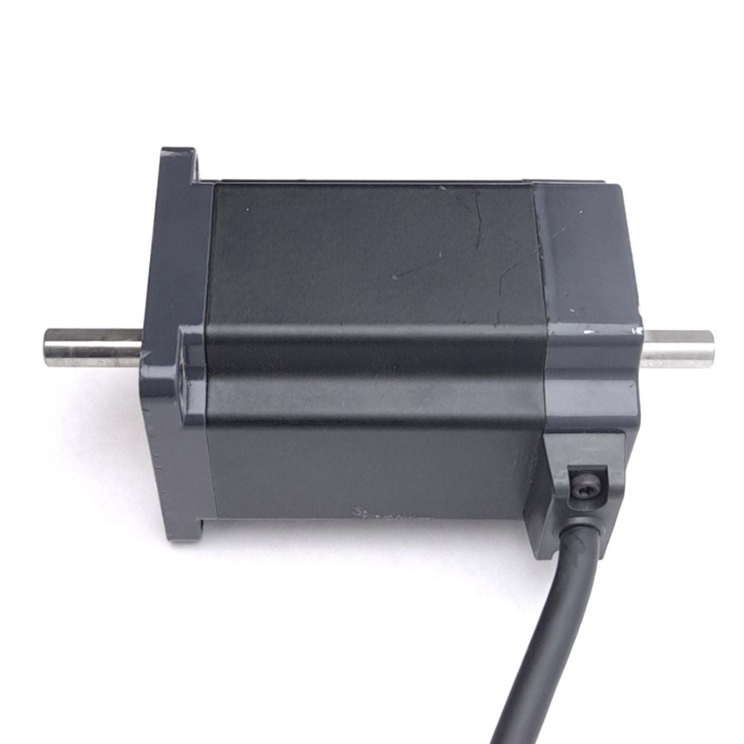 Used Oriental Motor PK569BW Vexta Stepping Motor, 5-Phase, 2.27VDC 1.4A, 0.72° Step